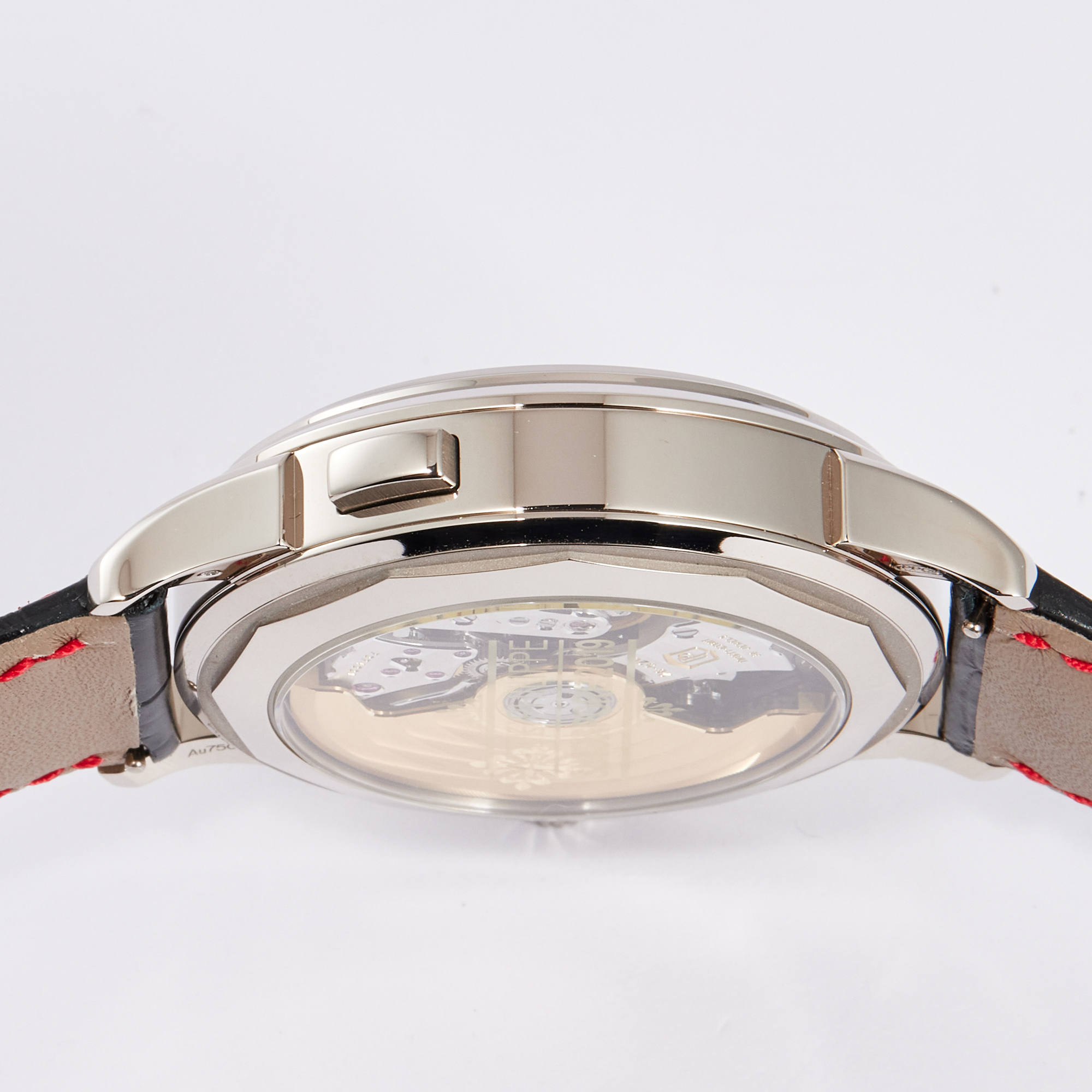 Complications World Time Chronograph White Gold Singapore Edition 39mm Product Image 3