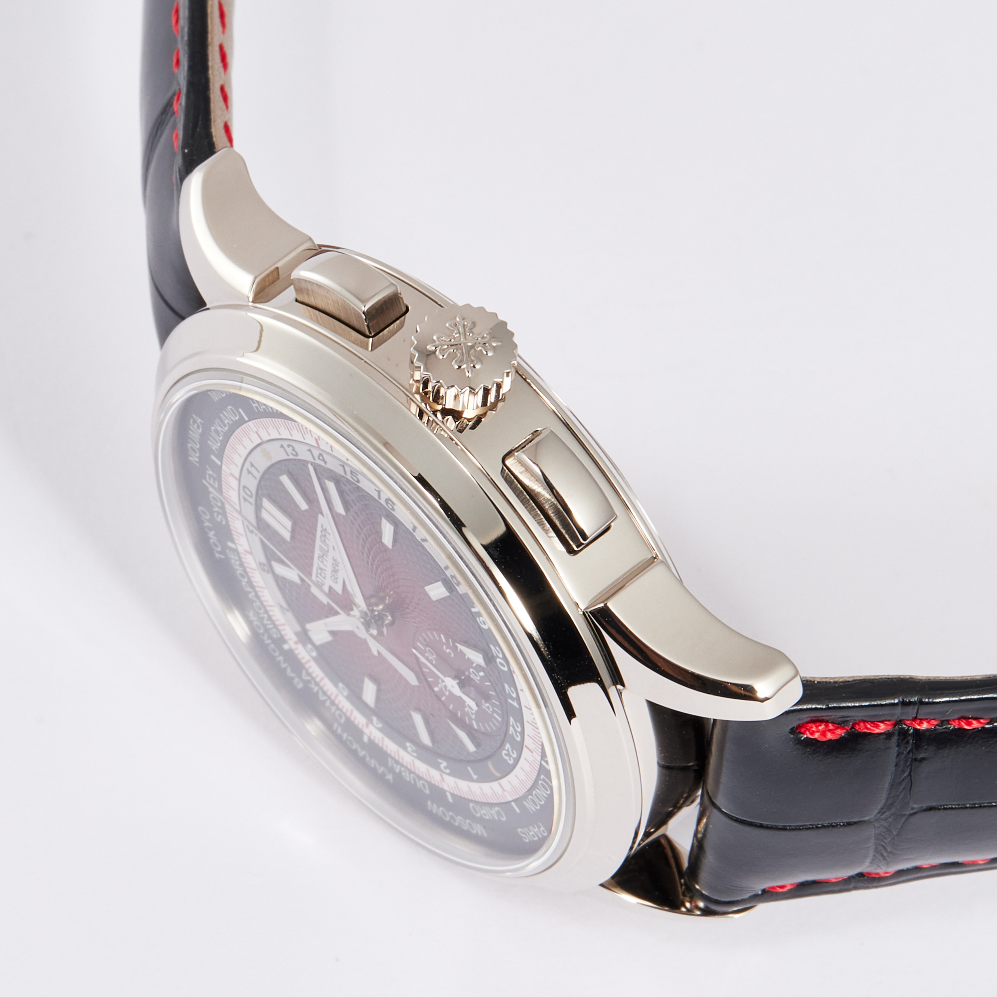 Complications World Time Chronograph White Gold Singapore Edition 39mm Product Image 12