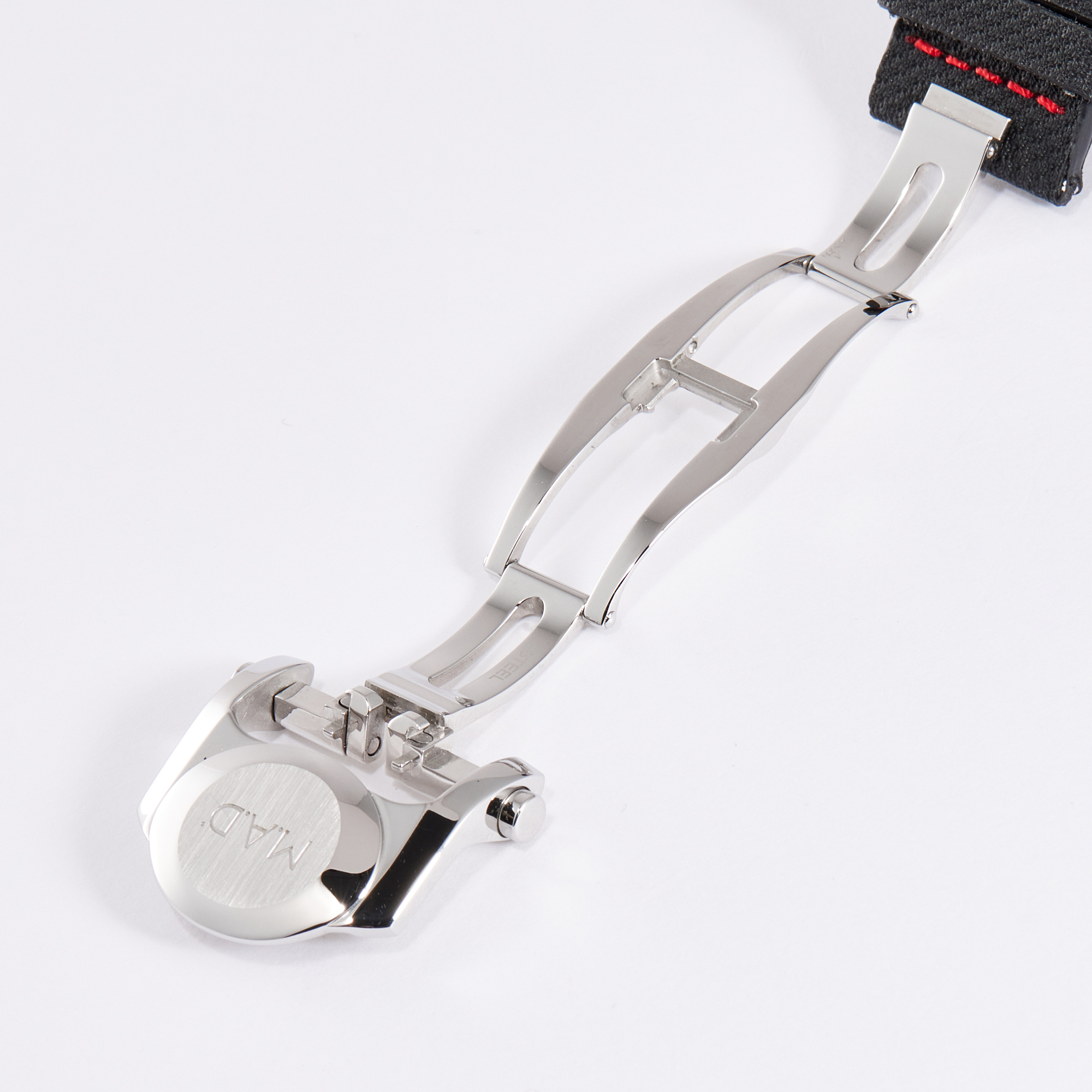 M.A.D.1 RED 42mm Product Image 9