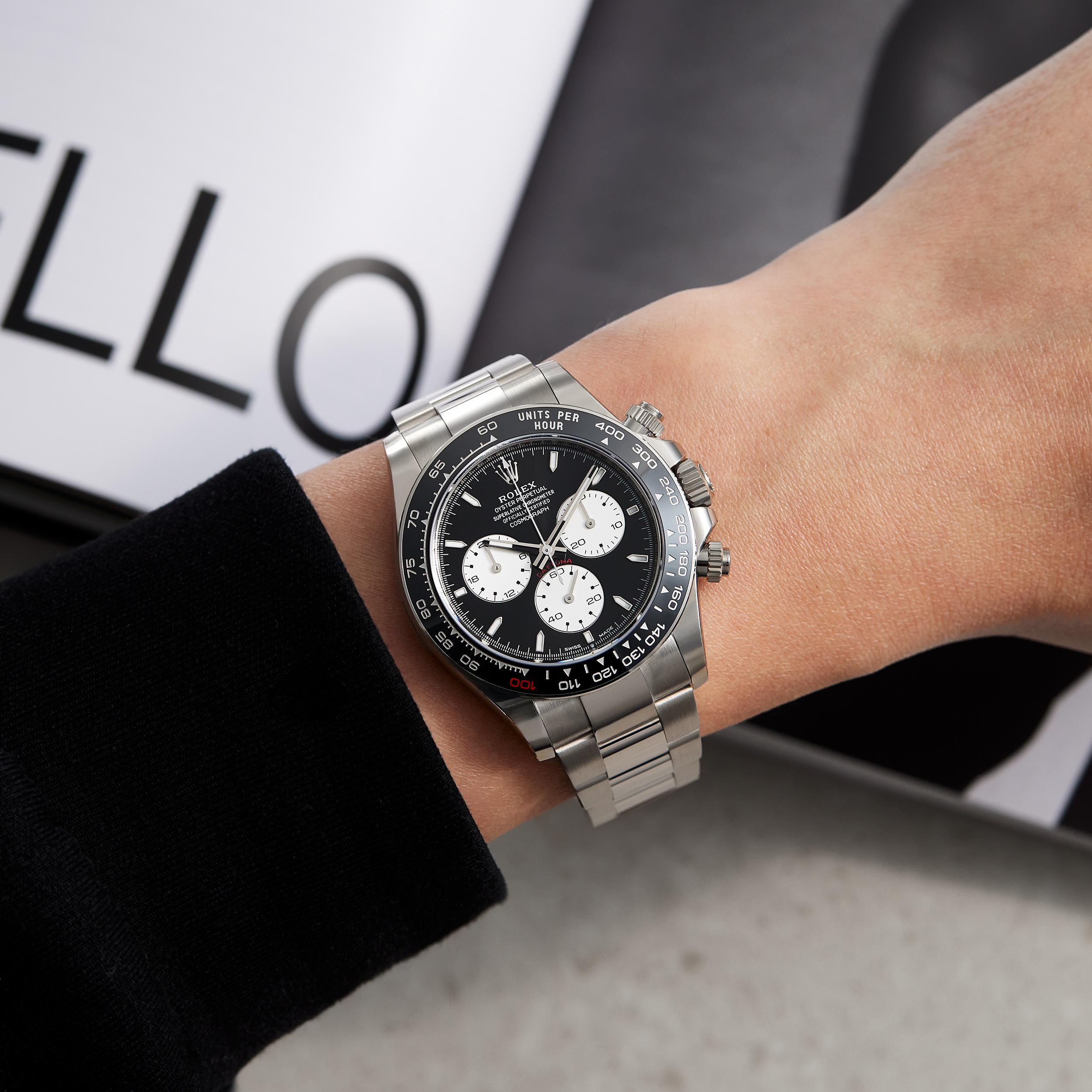 Daytona "Le Mans 100th Anniversary" White Gold Black Dial 40mm Product Image 13