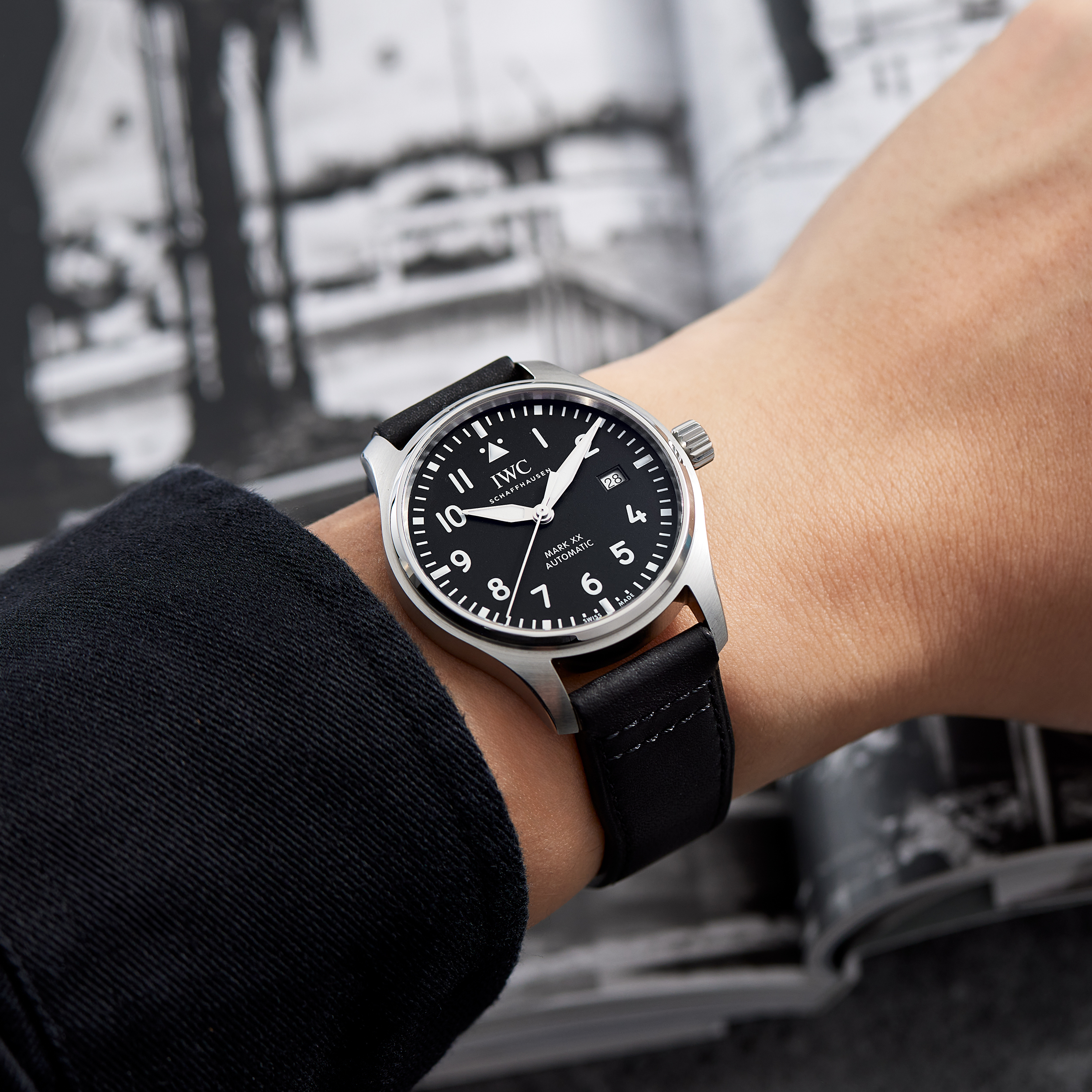 Pilot's Watch Mark XX Steel Black Dial 40mm Product Image 6