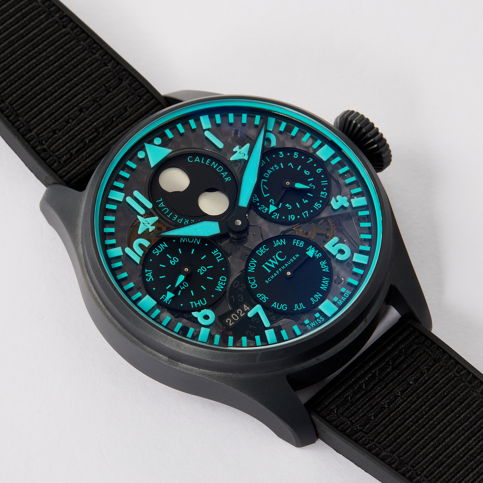 Pilots Big Pilot's Watch Perpetual Calendar Toto Wolff x Mercedes AMG Limited Edition 46mm Product Image 7