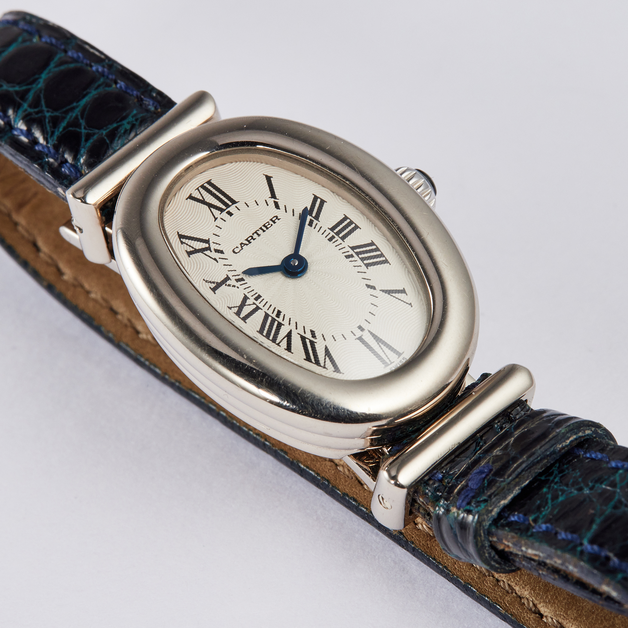 Baignoire de Cartier Baignoire Bi-Plan White Gold White Dial 29mm Product Image 2