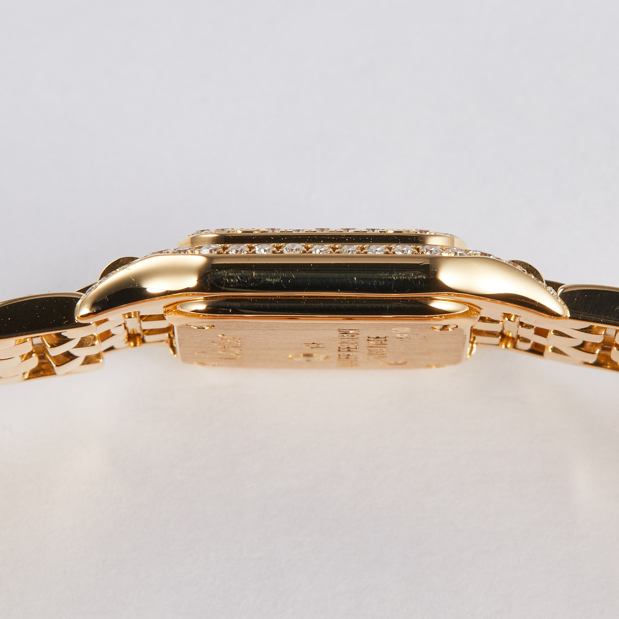 Panthère de Cartier Mini Panthere Yellow Gold Diamond White Dial Product Image 2