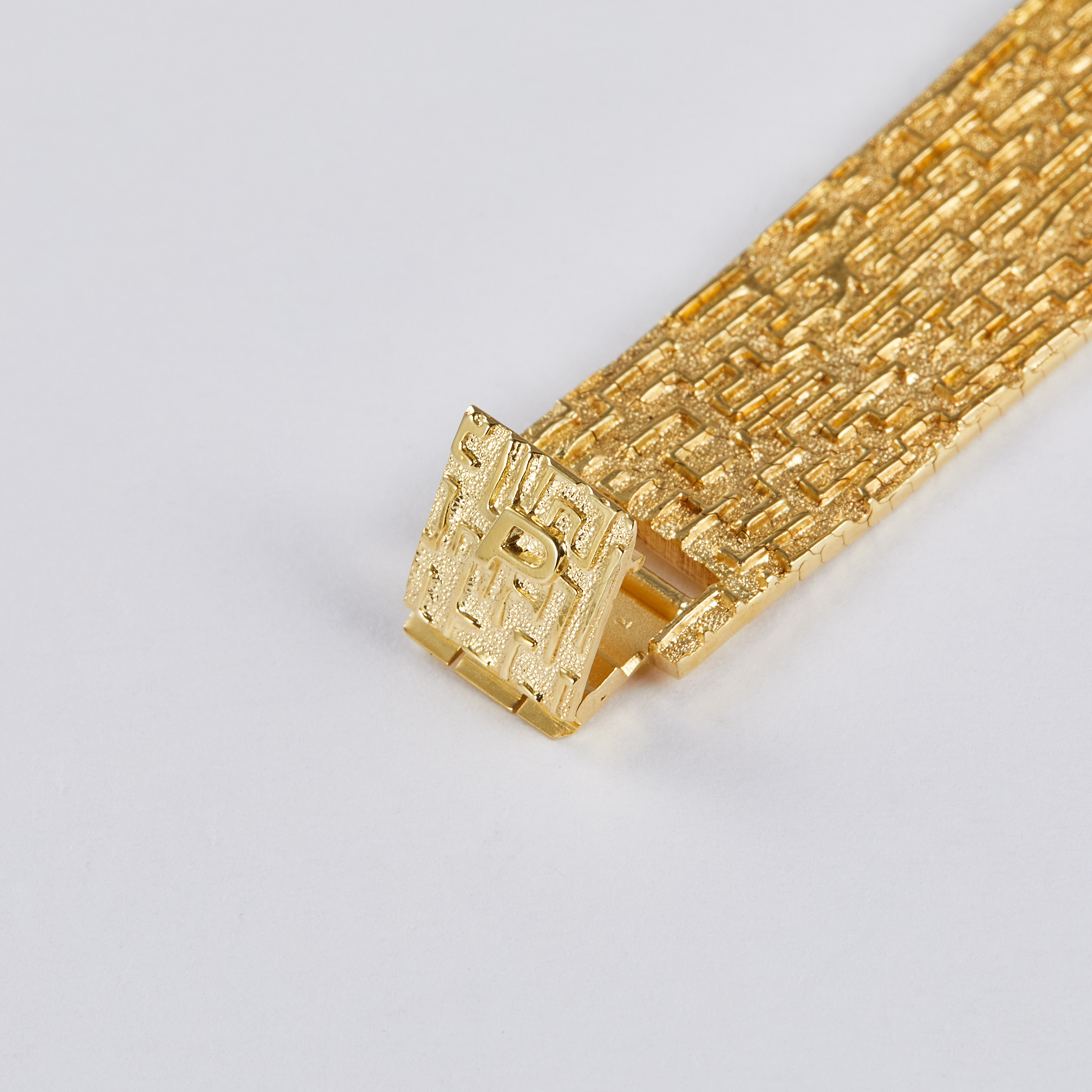 Oval Yellow Gold Diamond Blue Dial 36mm Product Image 7