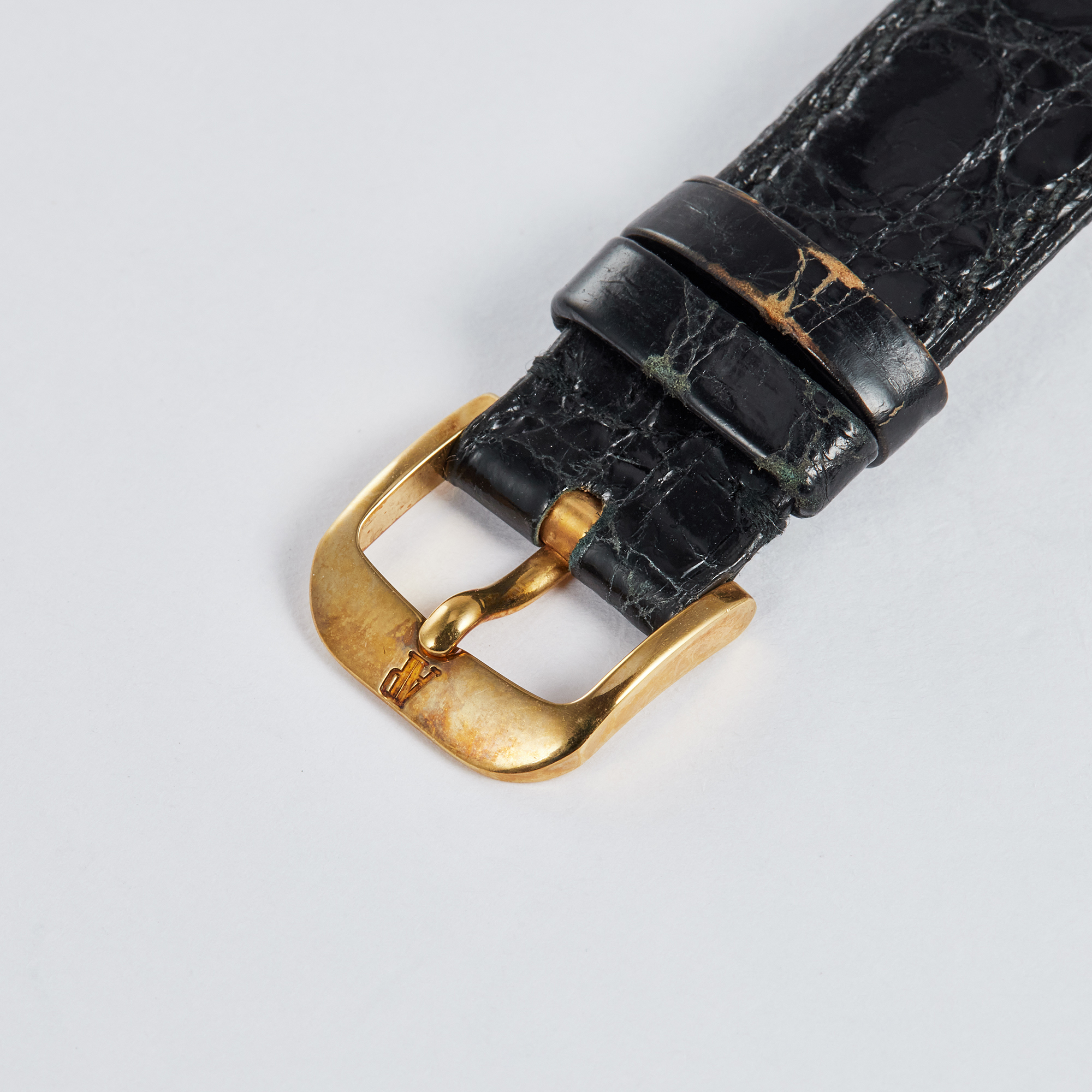 Vintage Tear-Drop Lug Yellow Gold White Dial 32mm Product Image 7
