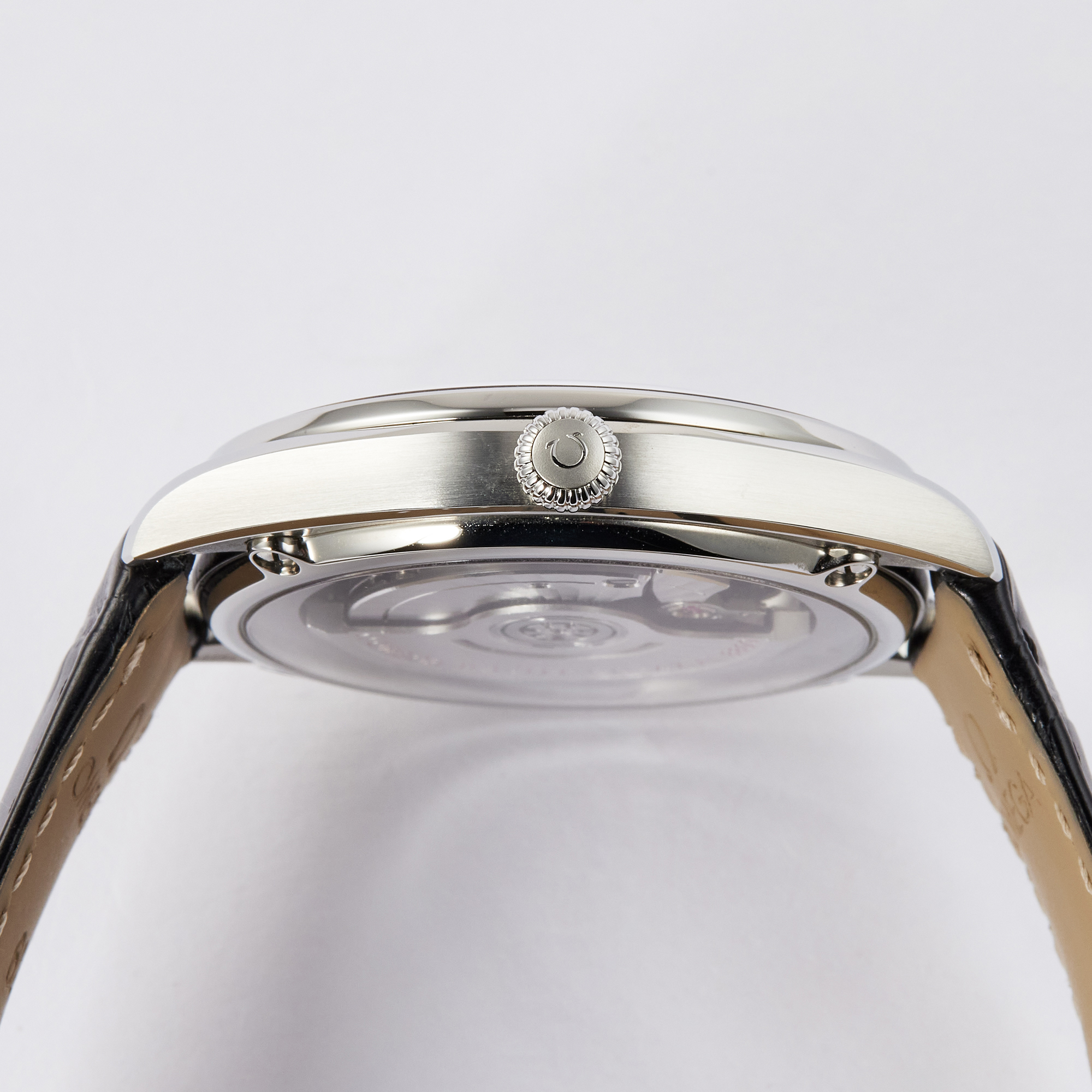 Seamaster "Omega Boutique Edition" Steel Red Dial 39mm Product Image 5