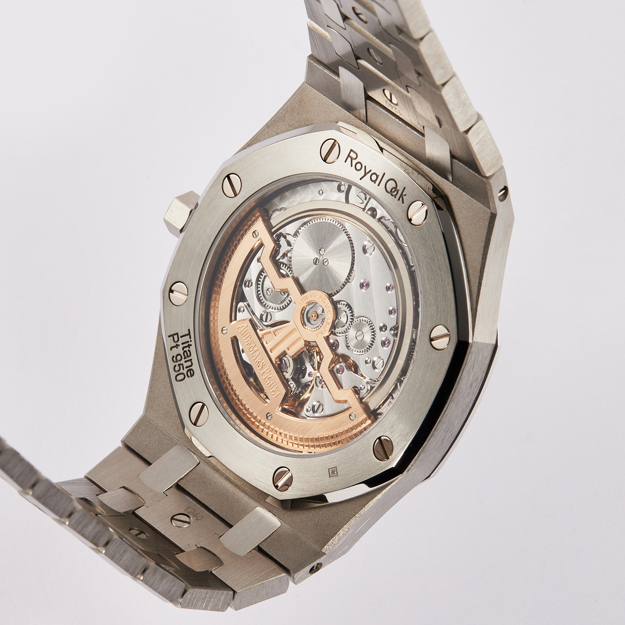 Royal Oak "Jumbo" Extra-Thin Platinum & Titanium Blue Dial 39mm Product Image 7