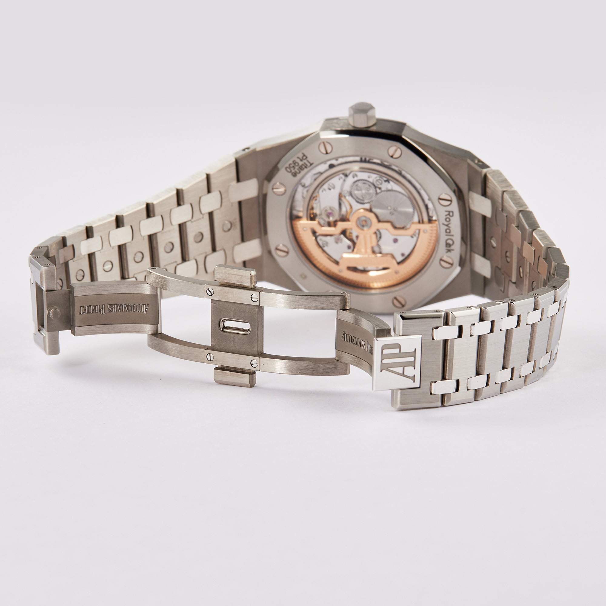 Royal Oak "Jumbo" Extra-Thin Platinum & Titanium Blue Dial 39mm Product Image 8