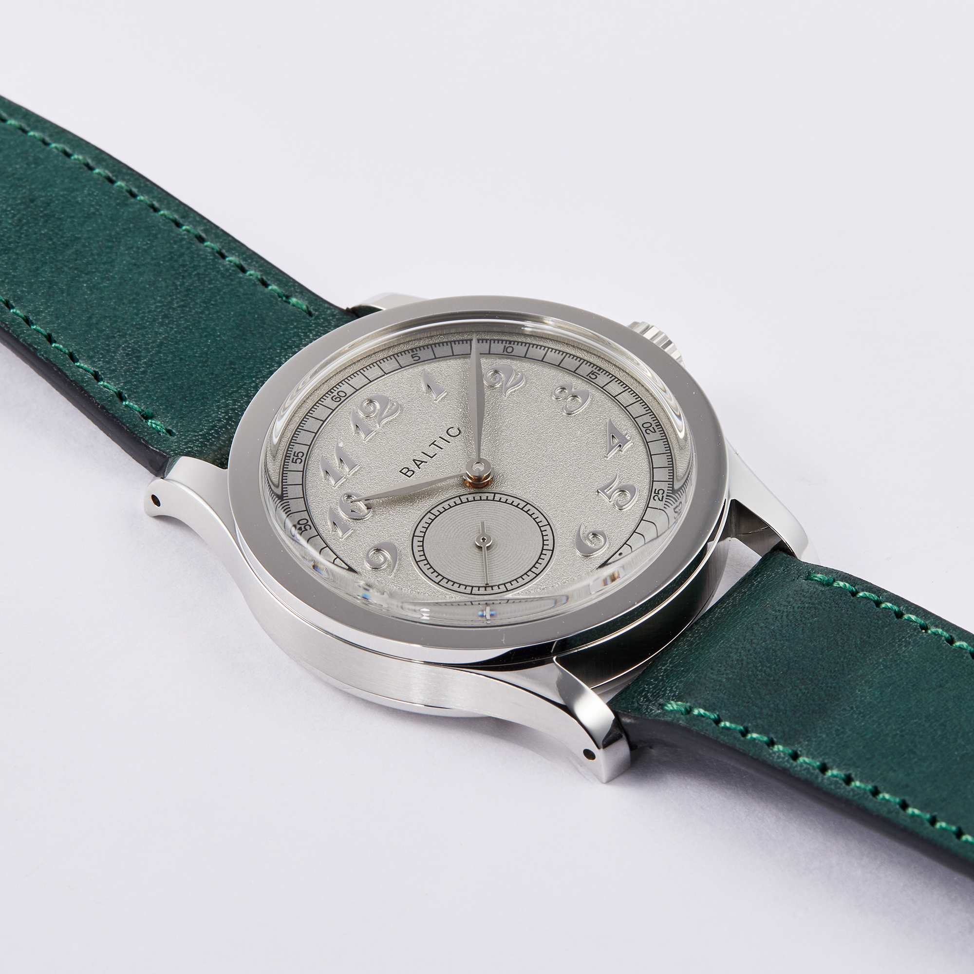 MR01 Steel Silver Dial 36mm Product Image 1