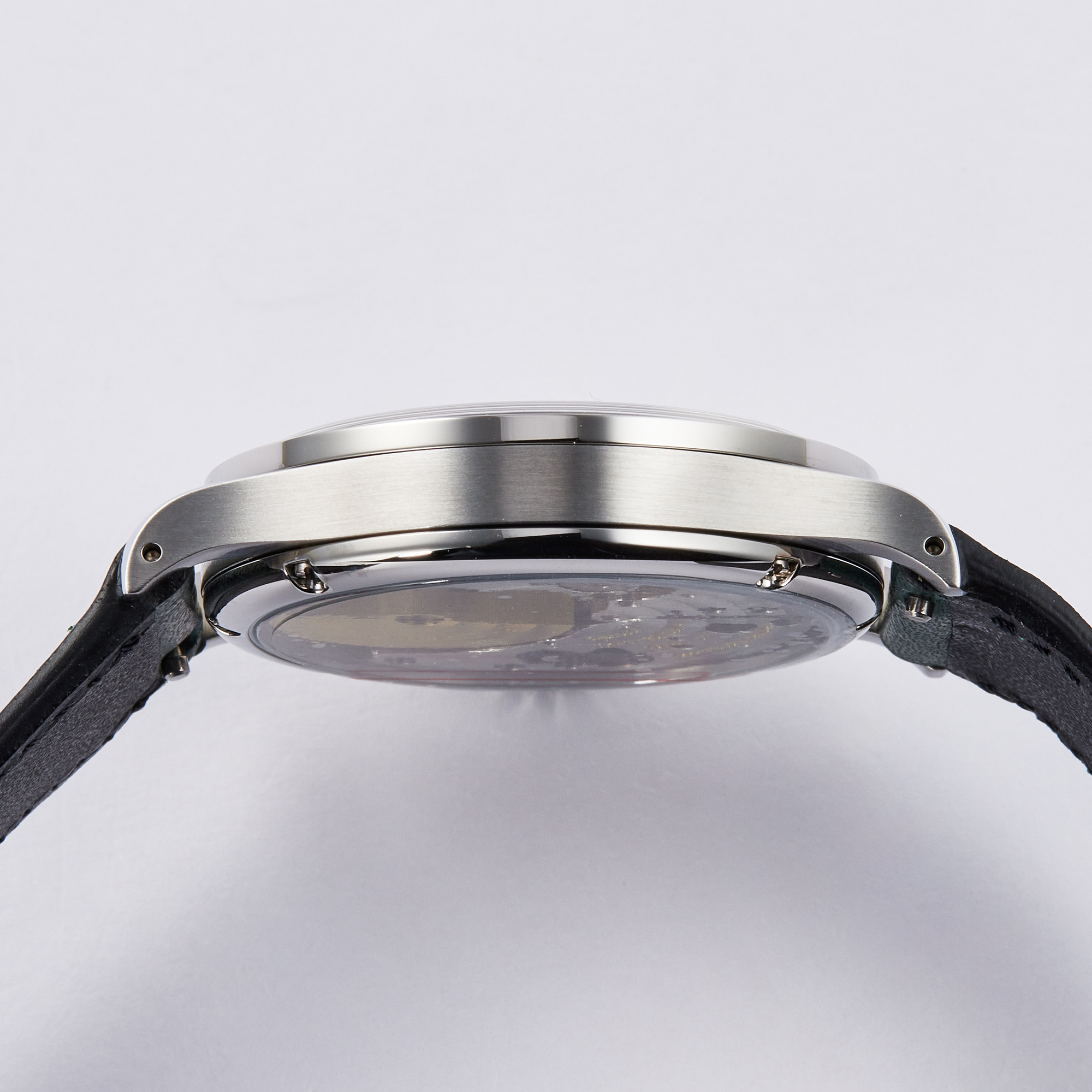 MR01 Steel Silver Dial 36mm Product Image 3