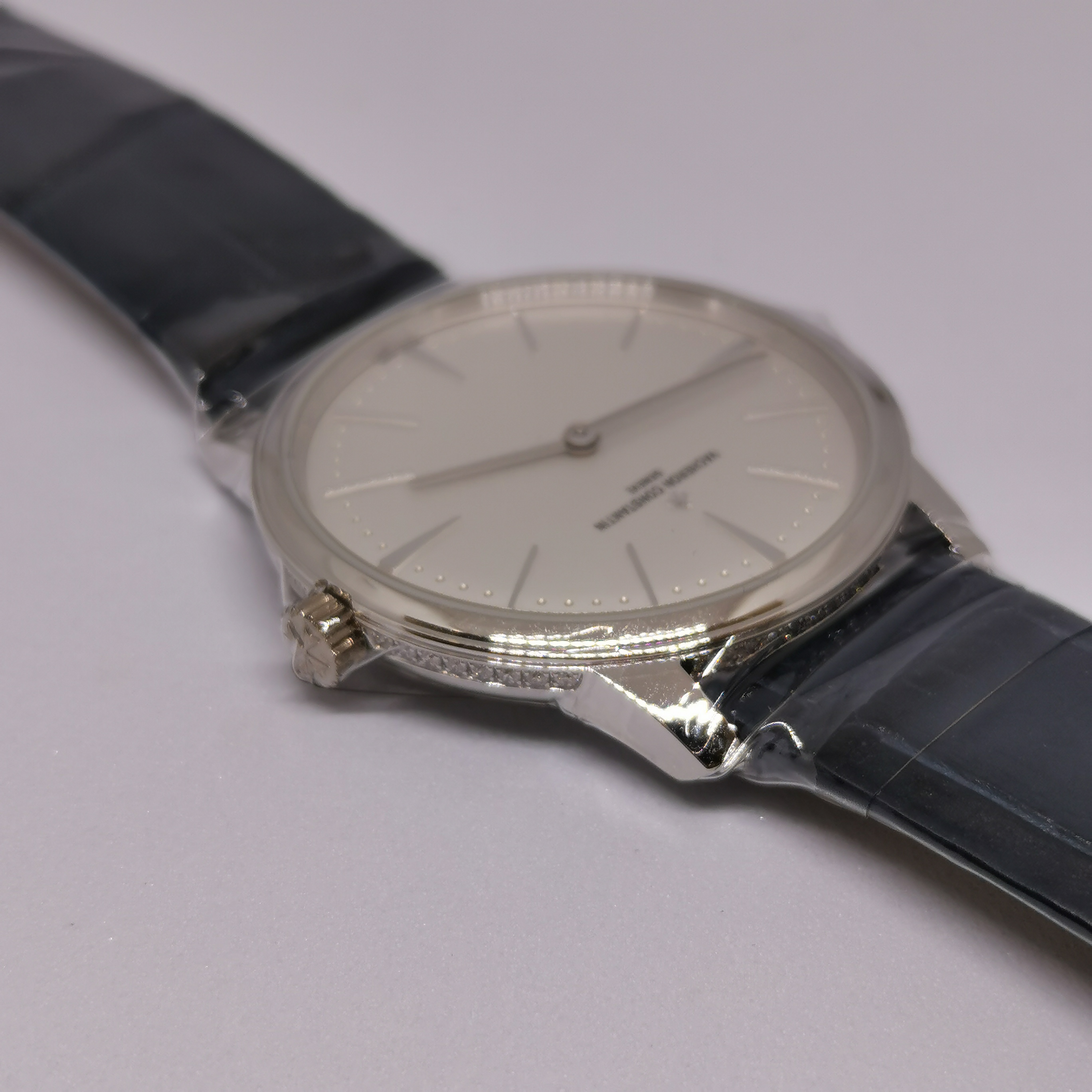 Patrimony White Gold White Dial 36mm Product Image 5