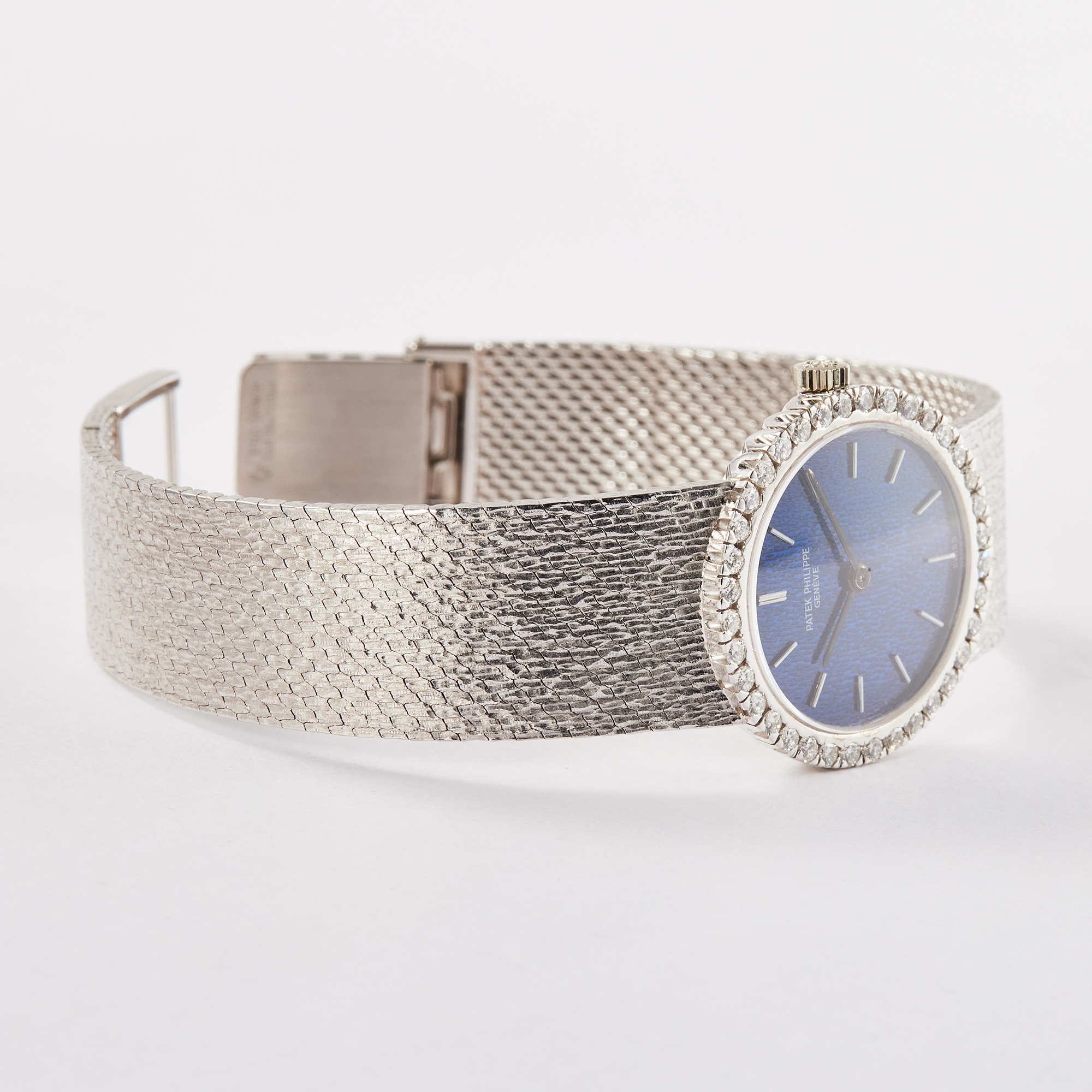 Vintage White Gold Diamond Blue Dial 23mm Product Image 4