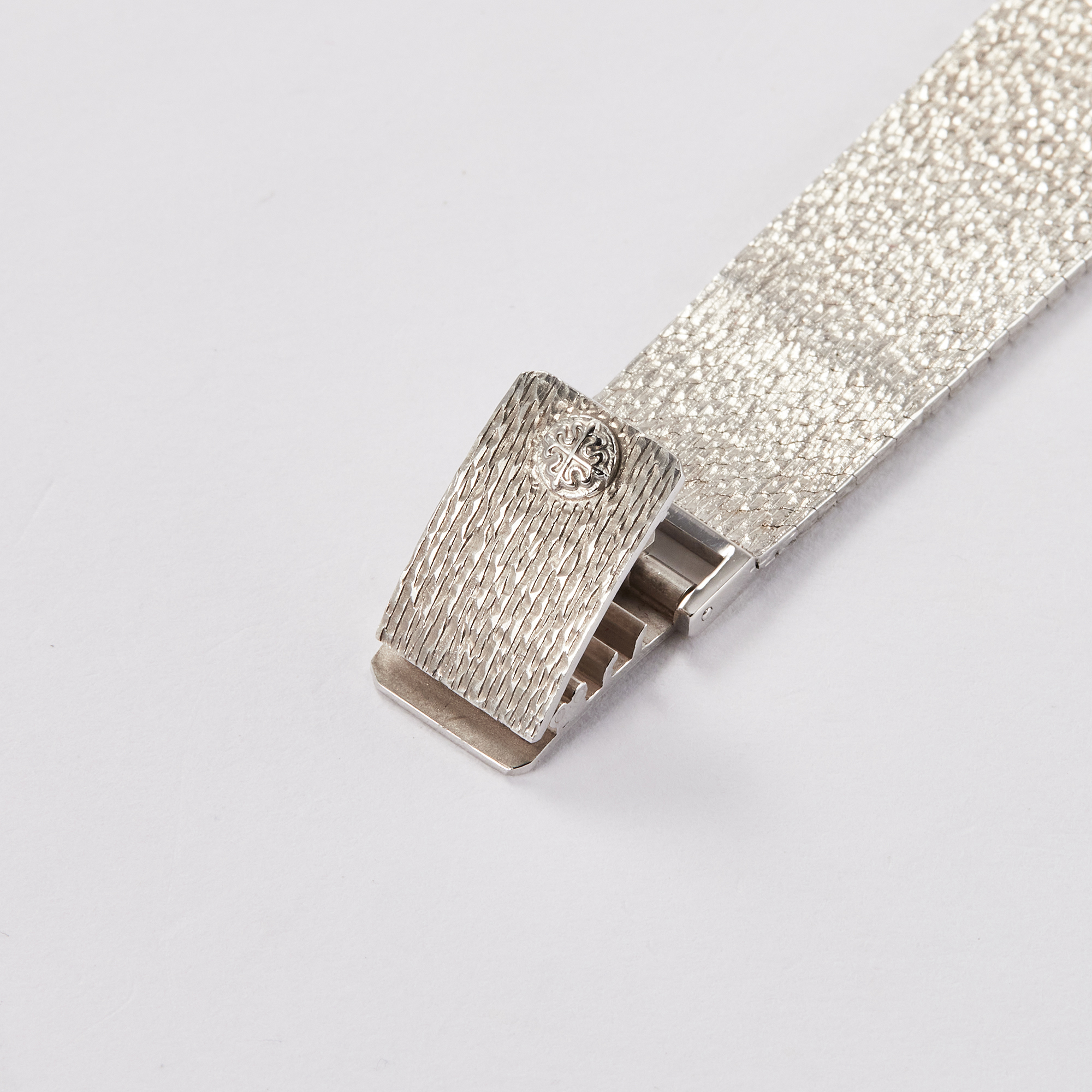 Vintage White Gold Diamond Blue Dial 23mm Product Image 8