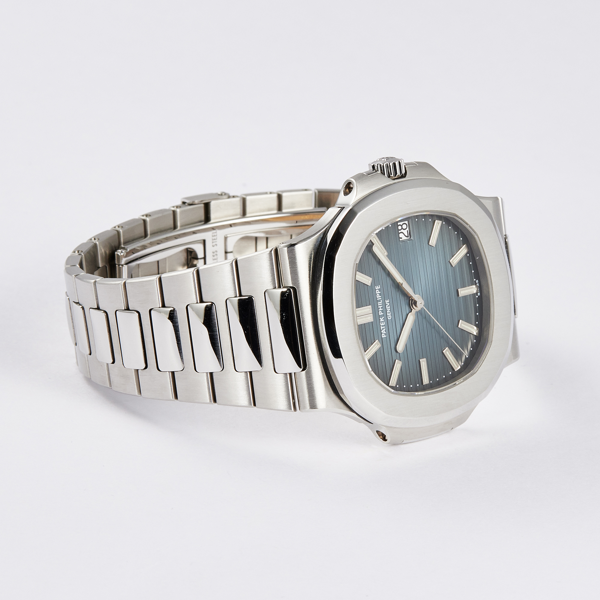 Nautilus Steel Blue Dial 40mm Product Image 4