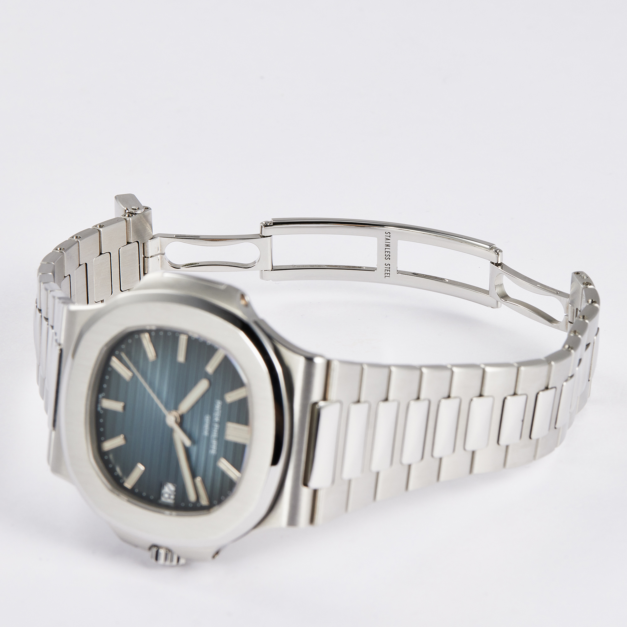 Nautilus Steel Blue Dial 40mm Product Image 10