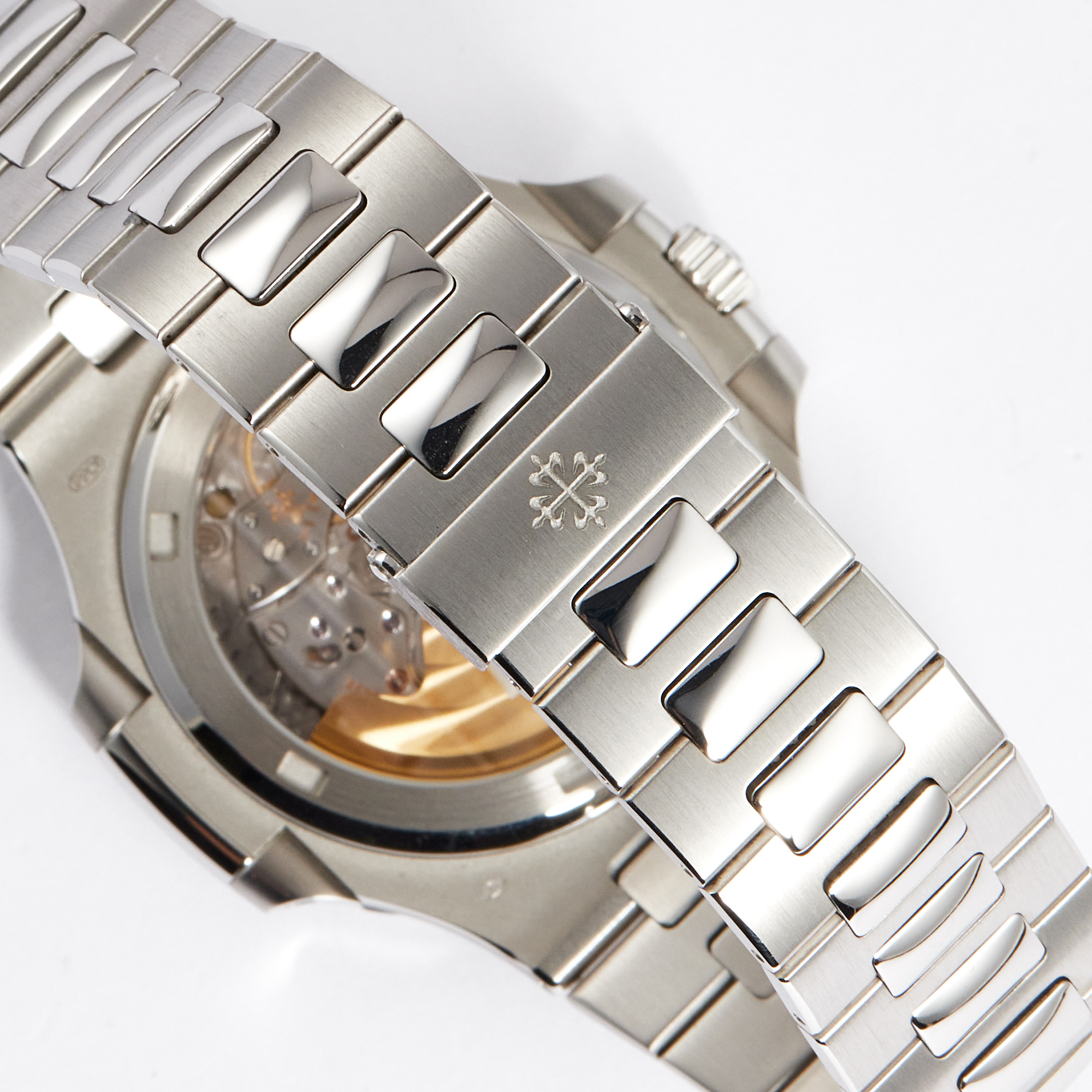 Nautilus Platinum Blue Dial 42mm Product Image 10