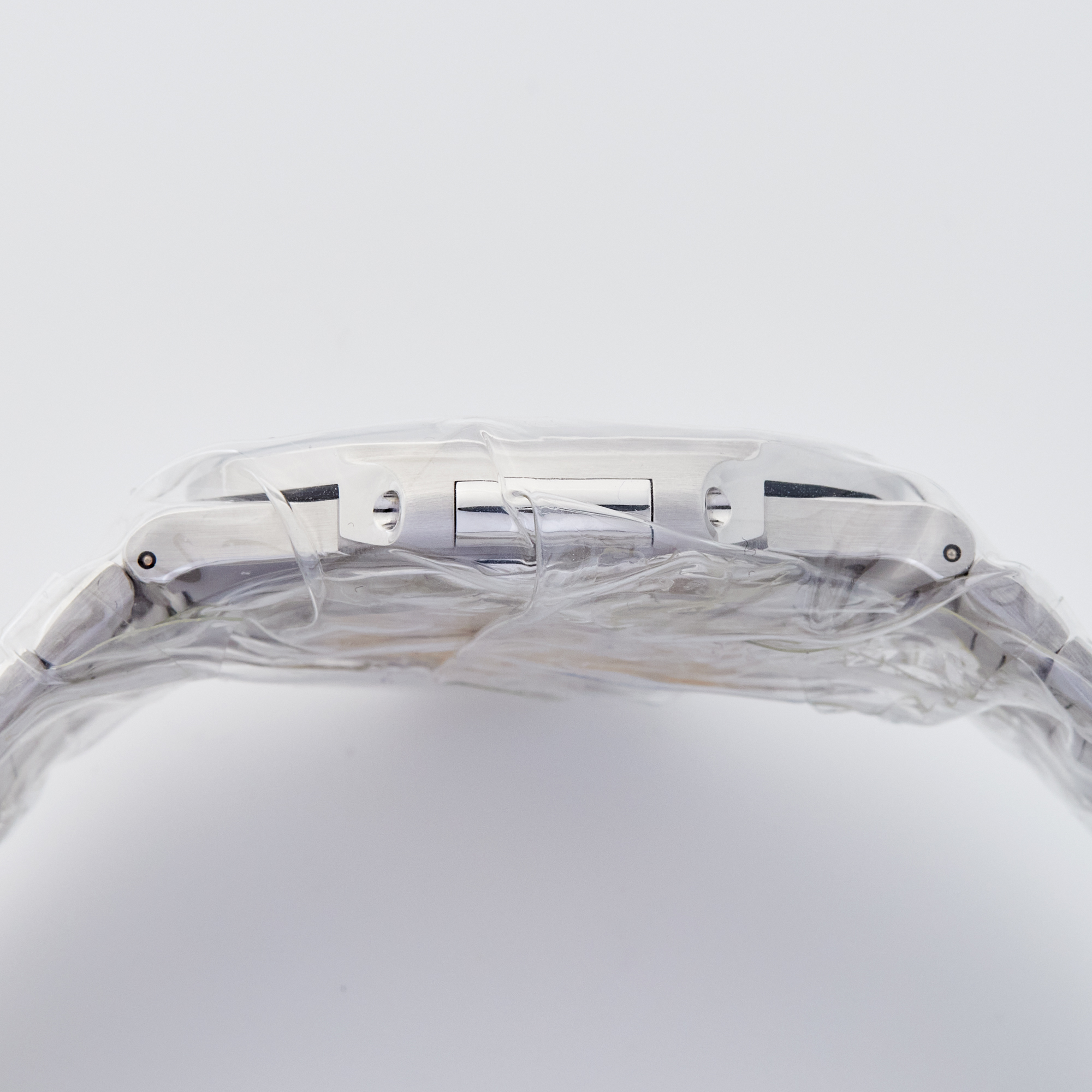 Nautilus Platinum Sapphire Black Dial 40mm Product Image 6