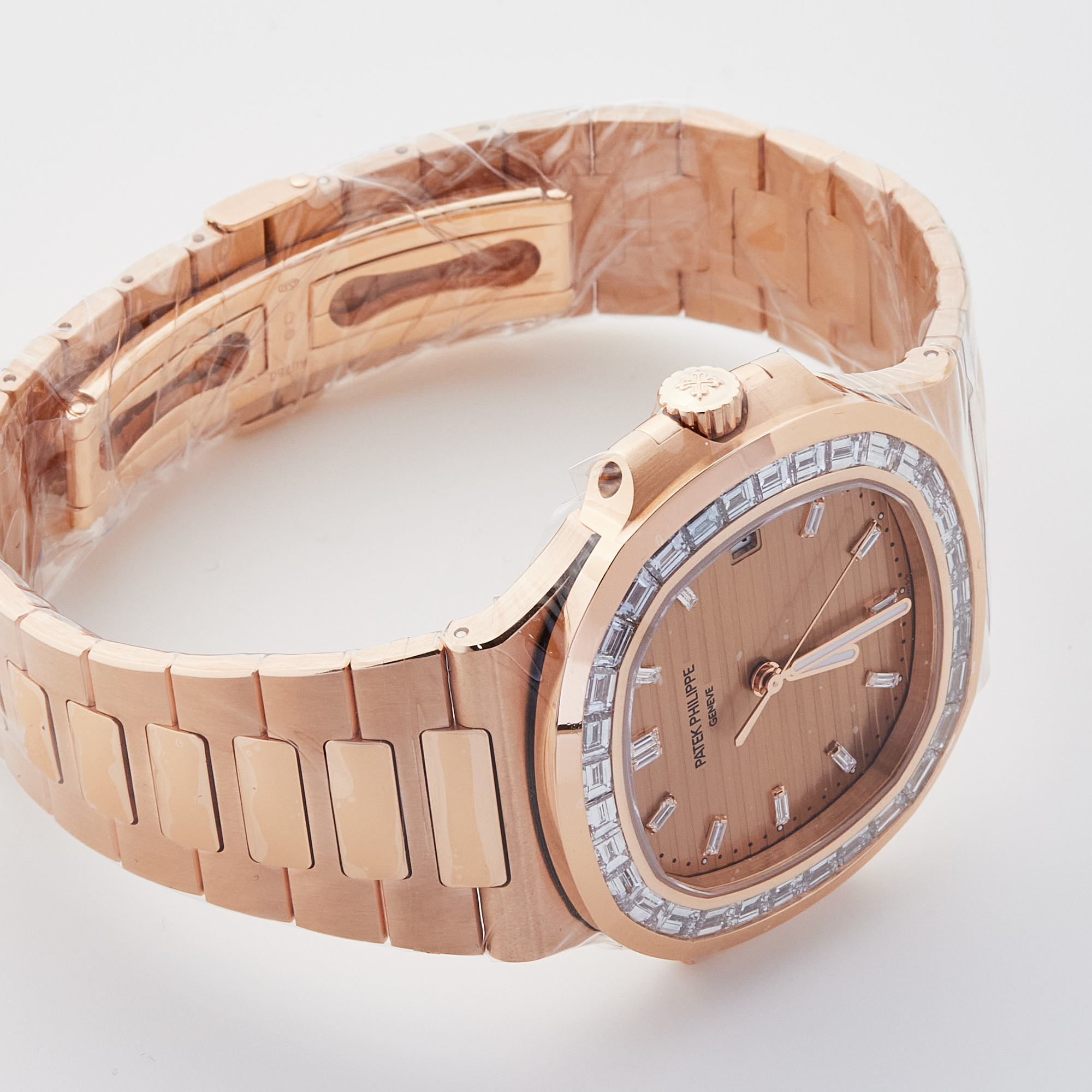 Nautilus Rose Gold Diamond Champagne Dial 40mm Product Image 4