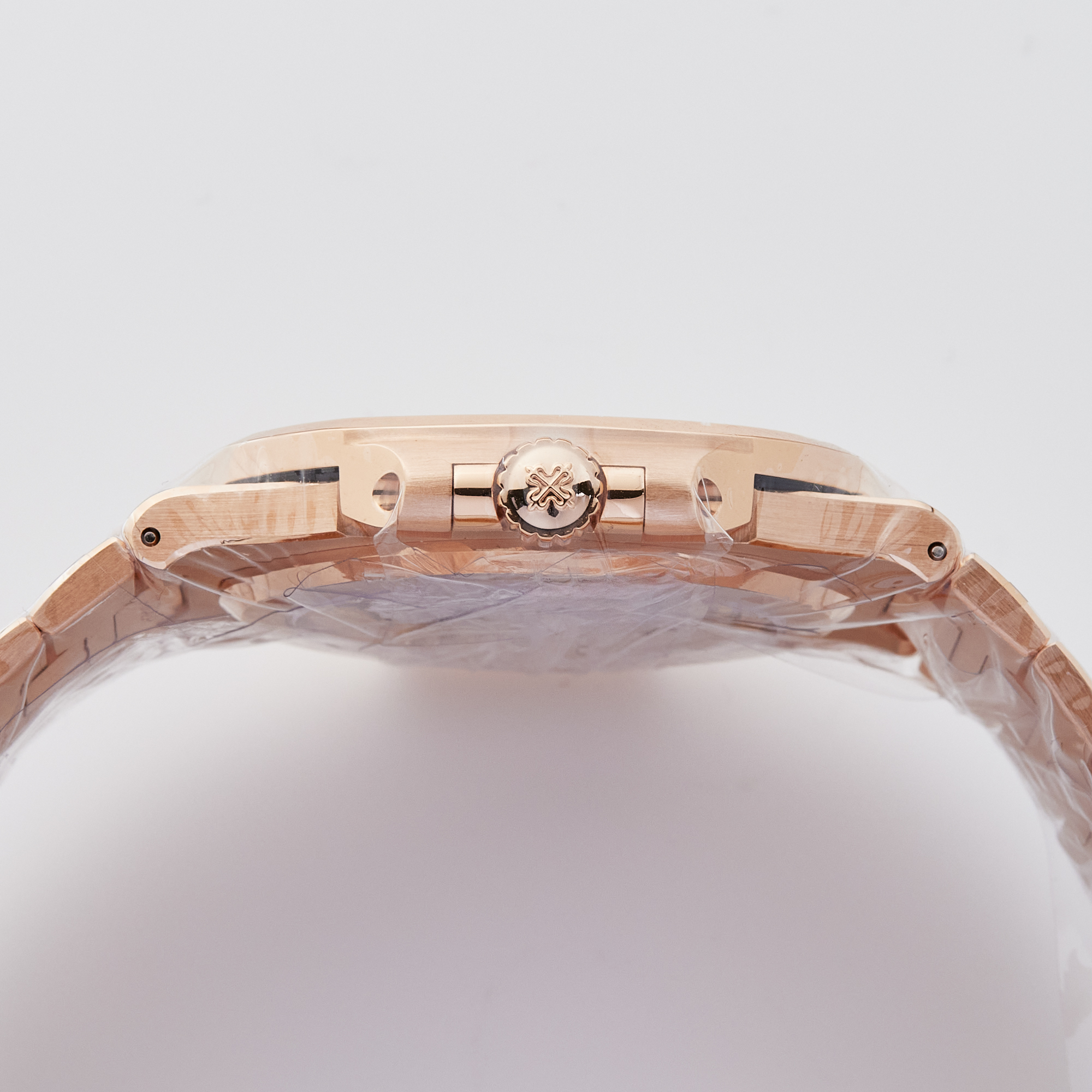 Nautilus Rose Gold Diamond Champagne Dial 40mm Product Image 5