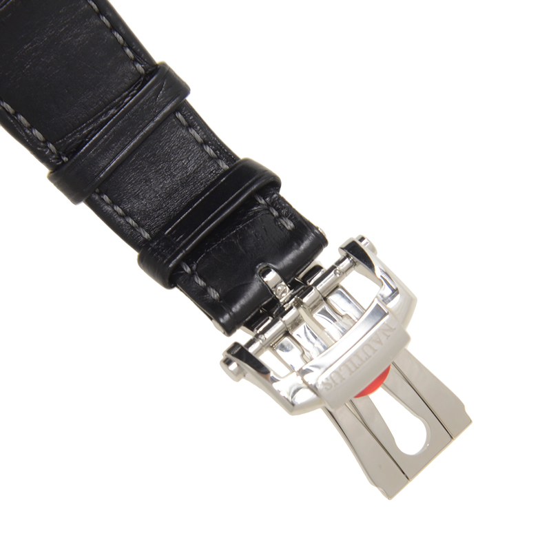 Nautilus Annual Calendar Steel Black Dial 40mm Product Image 4