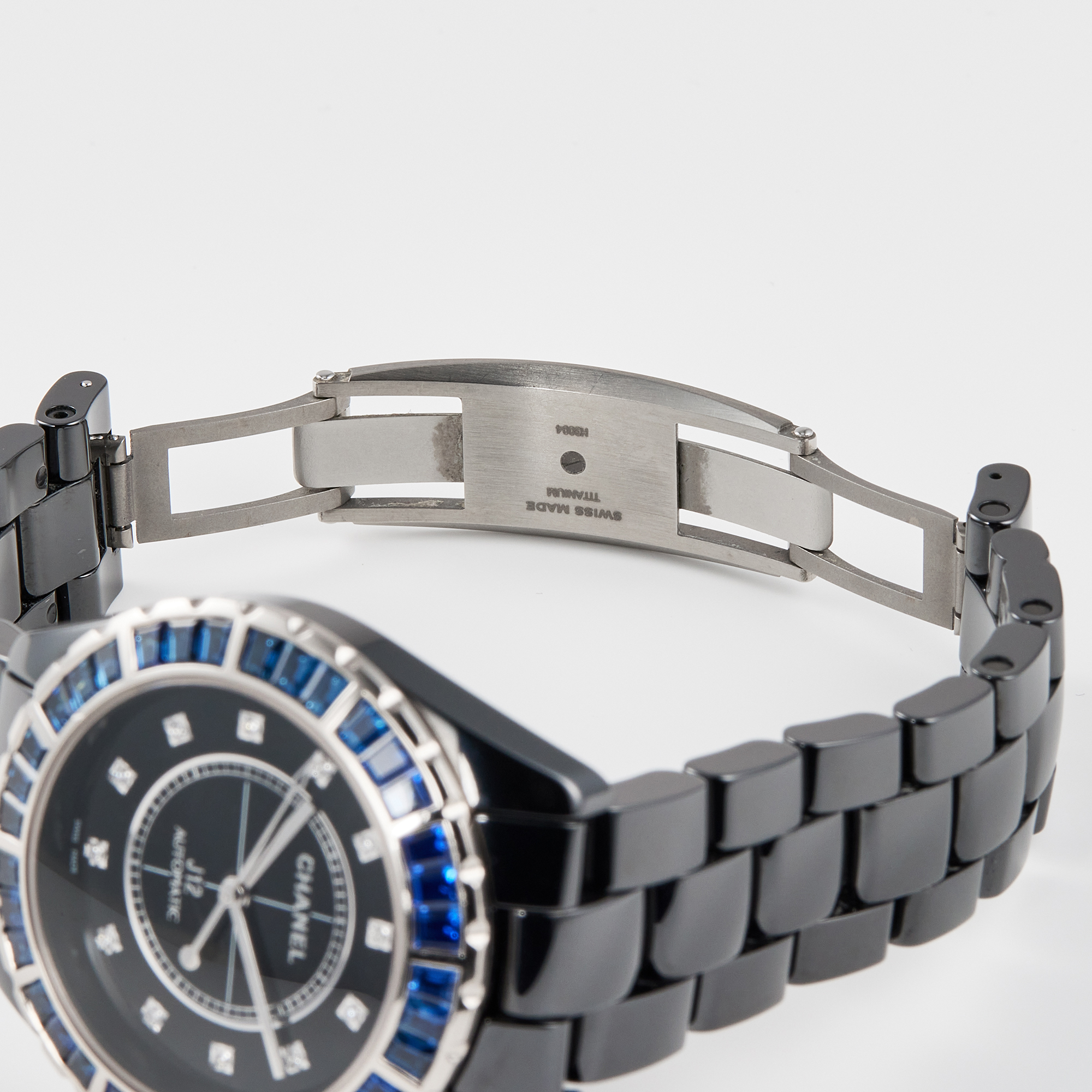 J12 Noire Ceramic Sapphire Black Dial 38mm Product Image 9