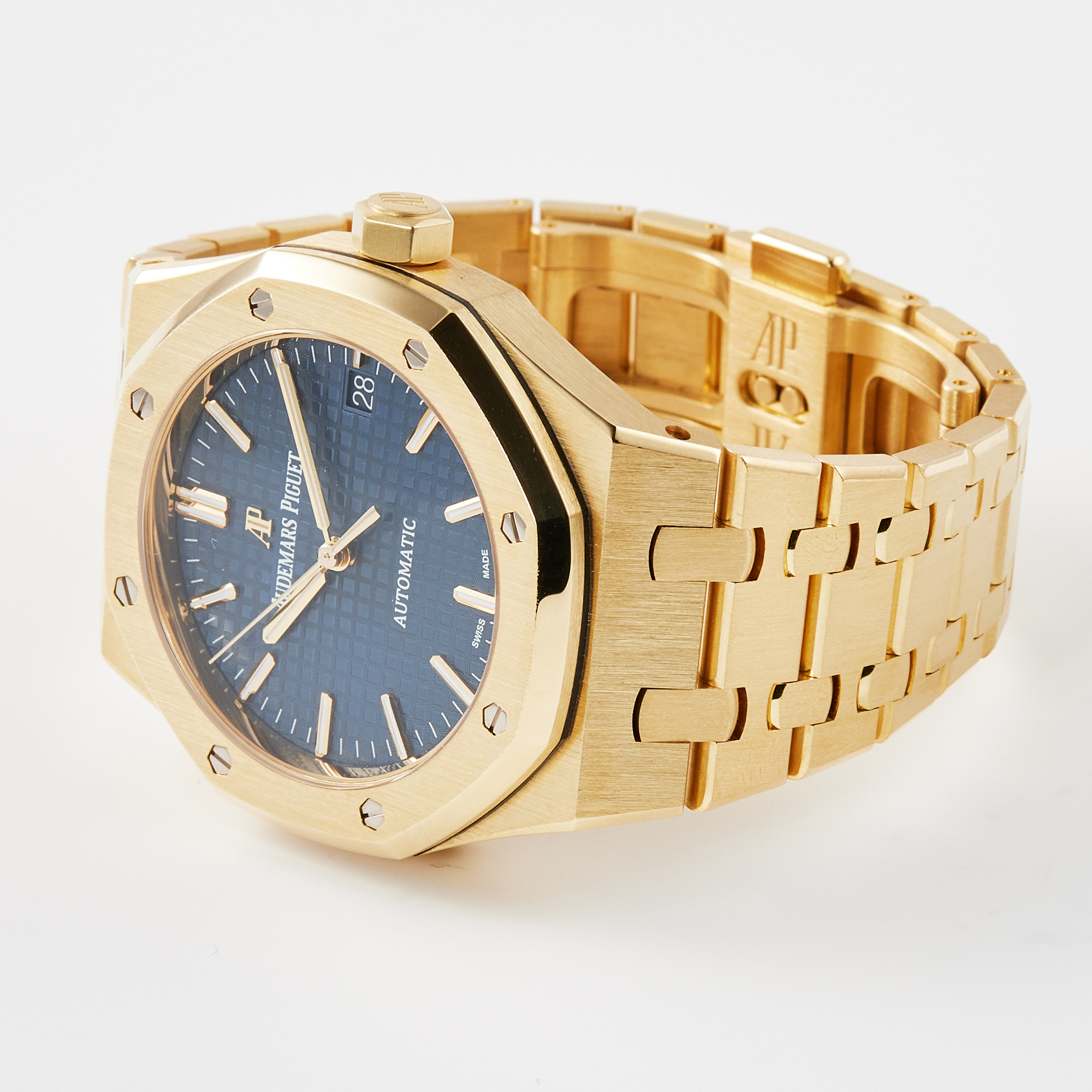 Royal Oak Selfwinding Yellow Gold Blue Dial 37mm Product Image 3