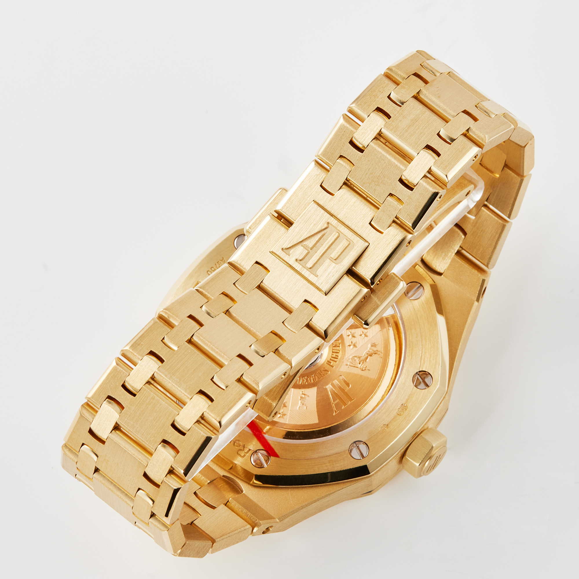 Royal Oak Selfwinding Yellow Gold Blue Dial 37mm Product Image 10