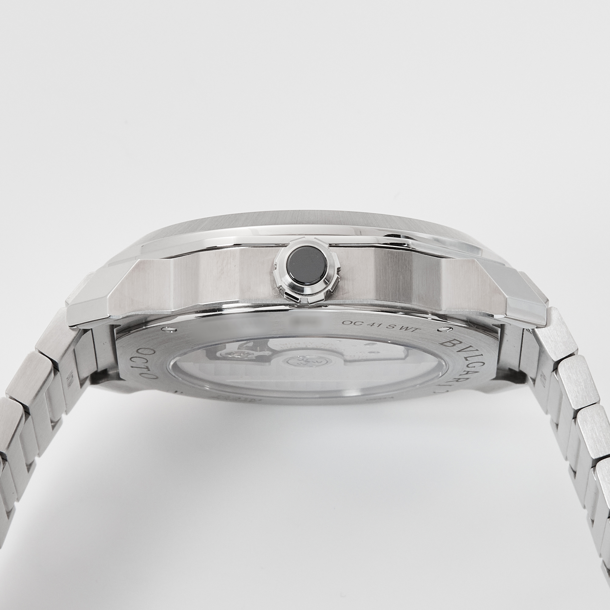 Octo Roma WorldTimer Steel Blue Dial 41mm Product Image 5