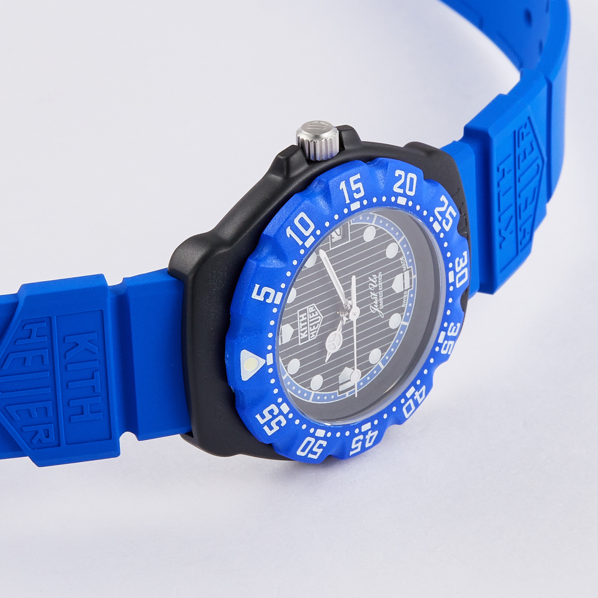 TAG Heuer Formula 1 x Kith Blue Product Image 4