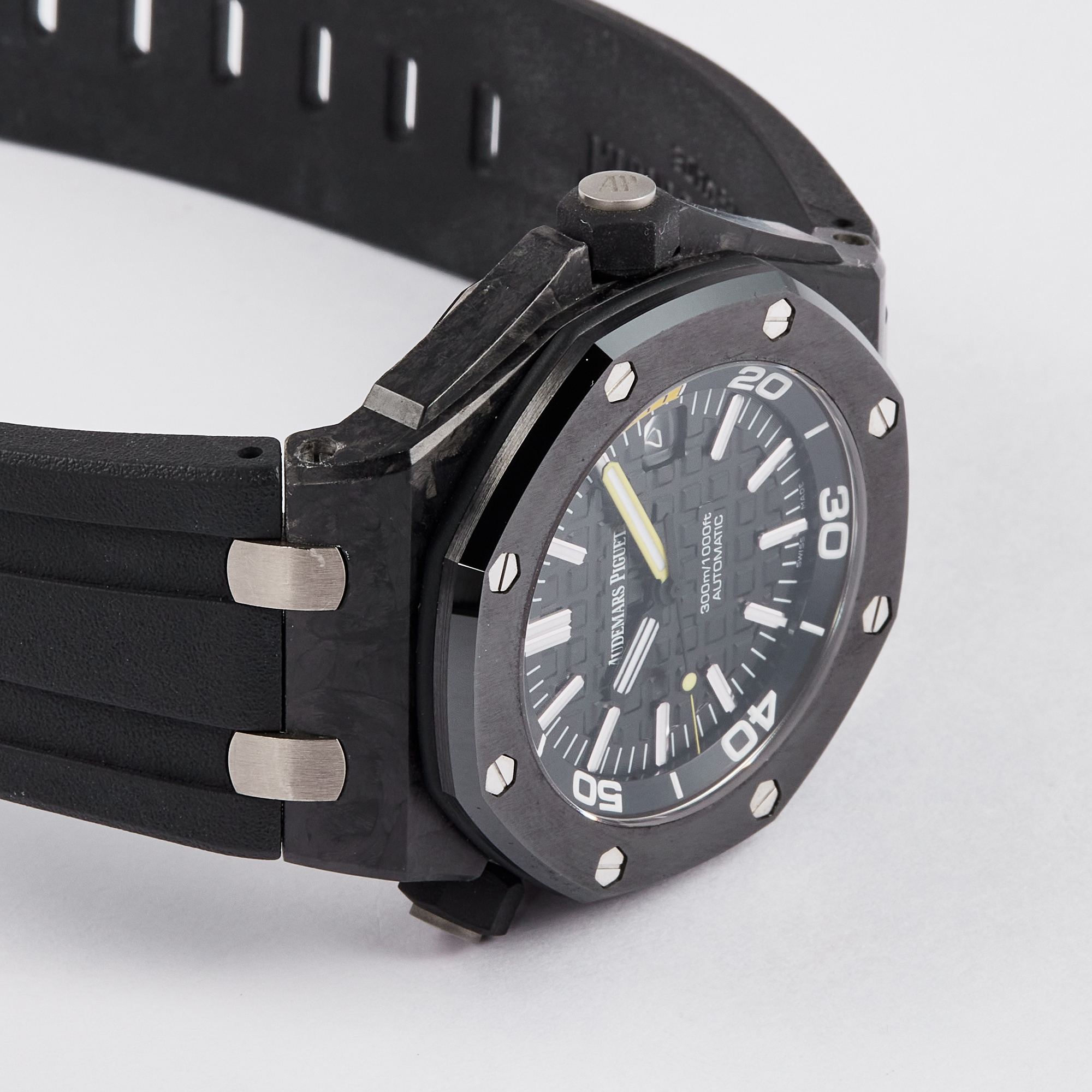 Royal Oak Offshore Diver Carbon Black Dial 42mm Product Image 4