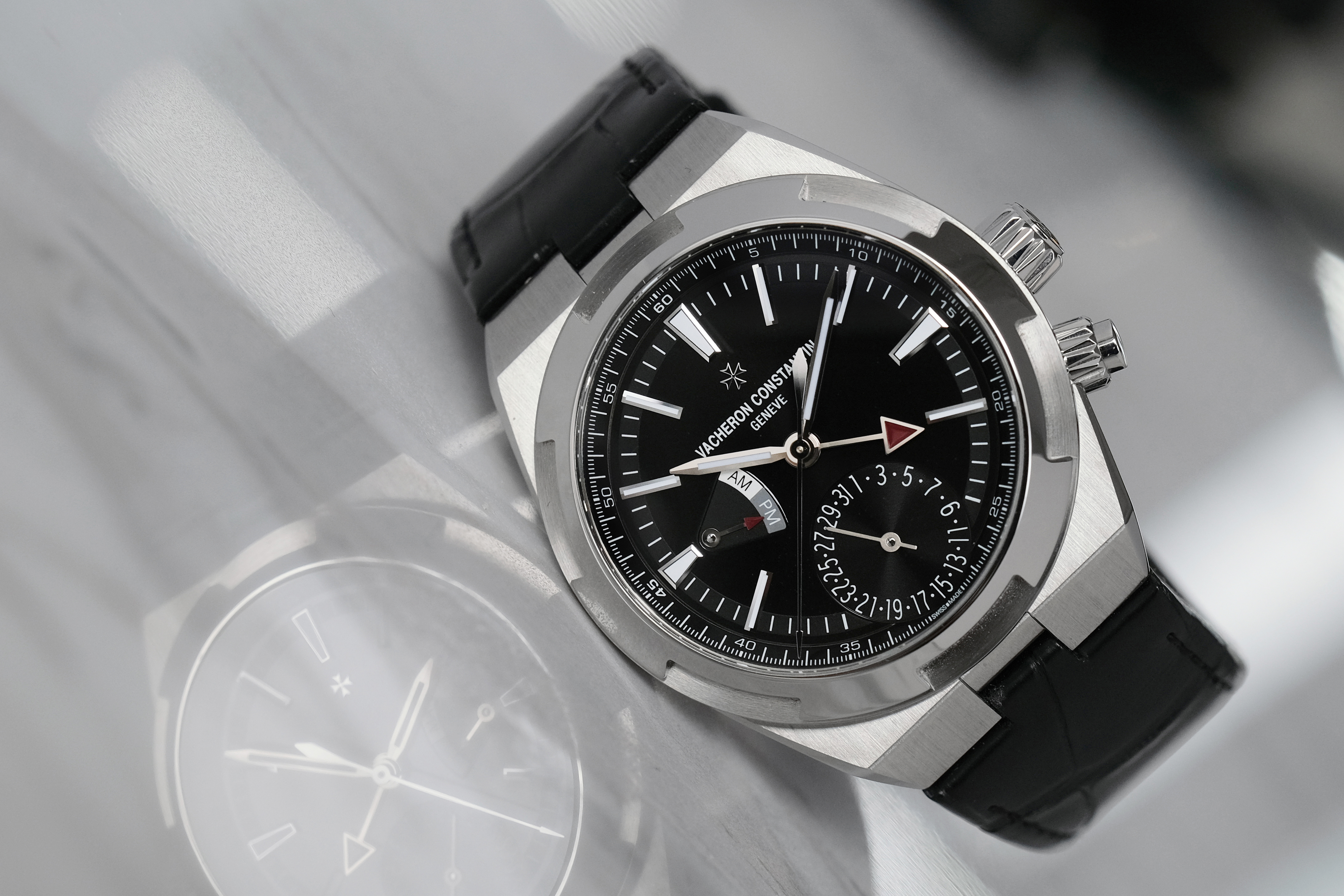 Vacheron Constantin Overseas Dual Time Steel Black Dial 41mm 7900V