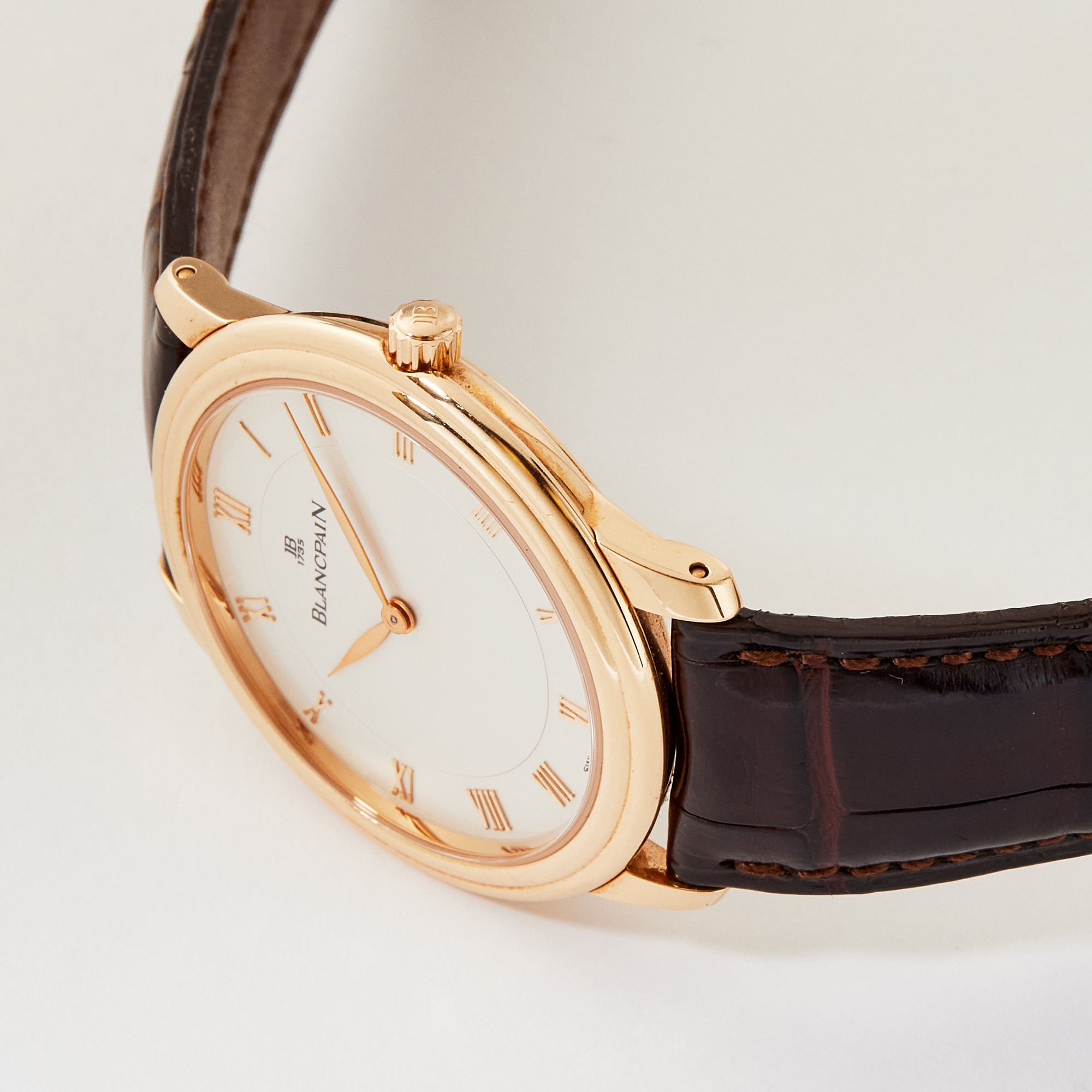 Villeret Ultra-Slim Yellow Gold White Dial 33mm Product Image 3