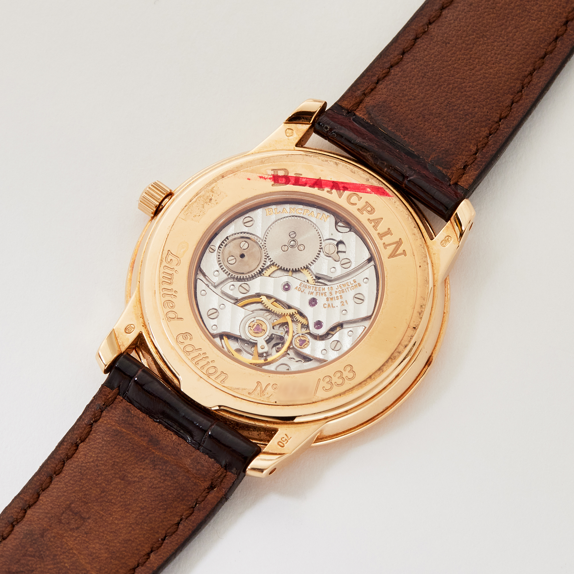 Villeret Ultra-Slim Yellow Gold White Dial 33mm Product Image 5