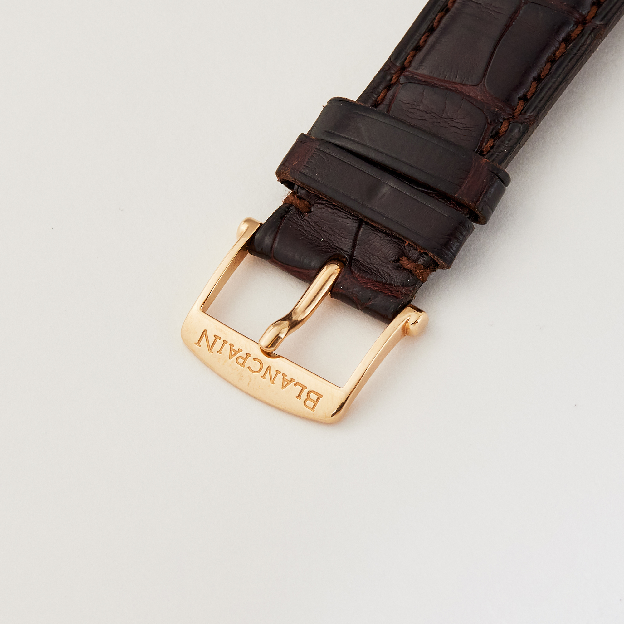 Villeret Ultra-Slim Yellow Gold White Dial 33mm Product Image 8