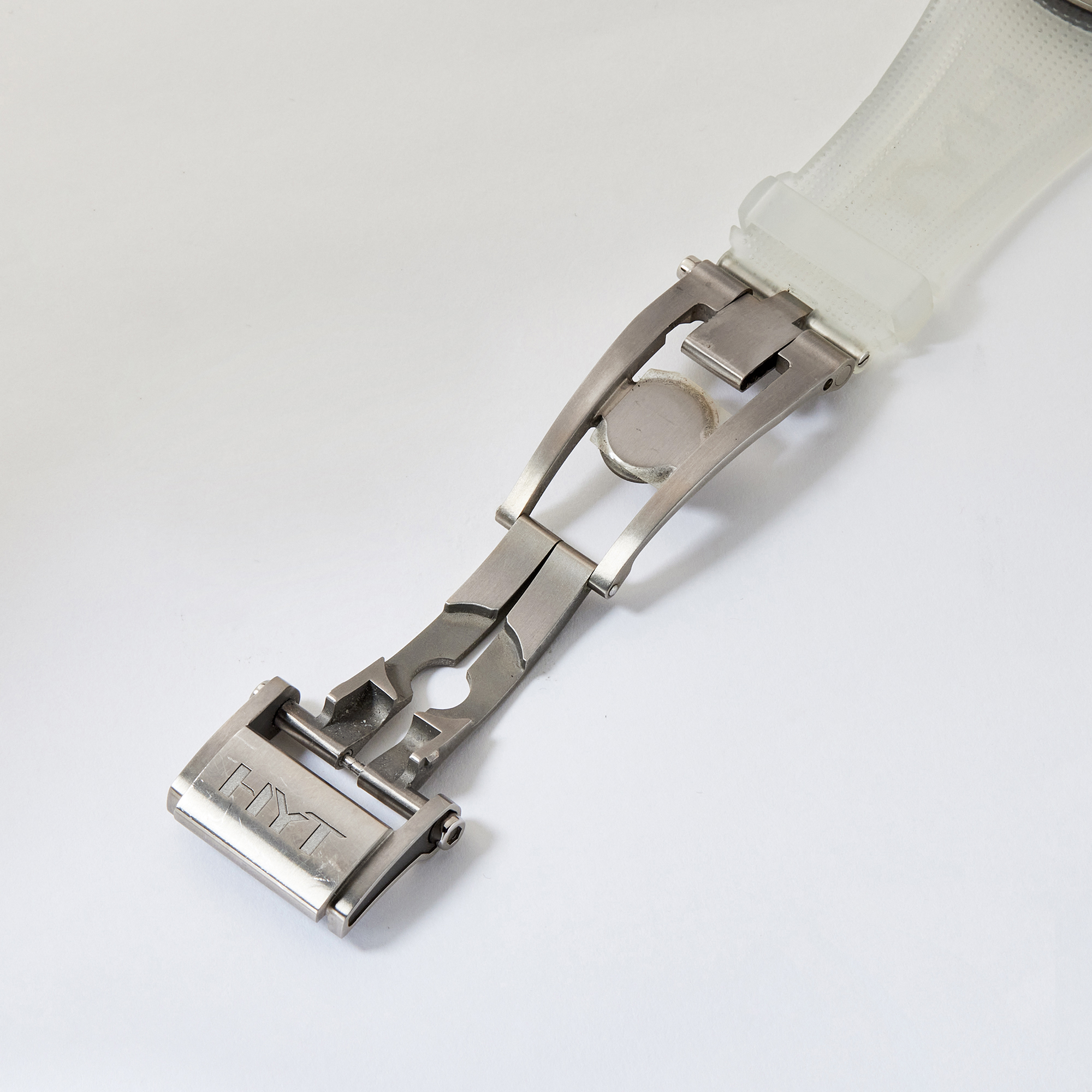 HYT H0 Silver Edition Titanium 48mm Product Image 8