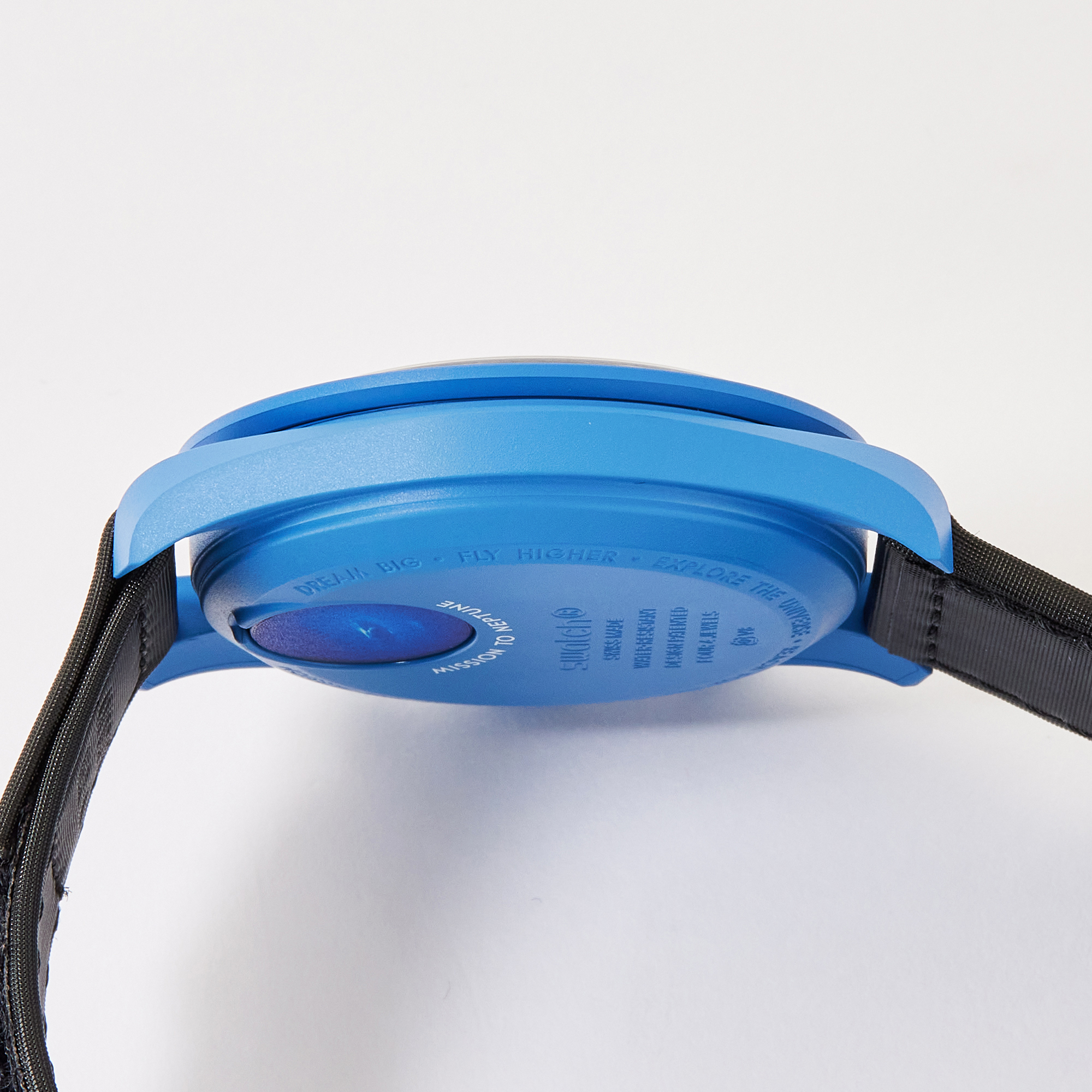 MoonSwatch Mission to Neptune 42mm Product Image 8