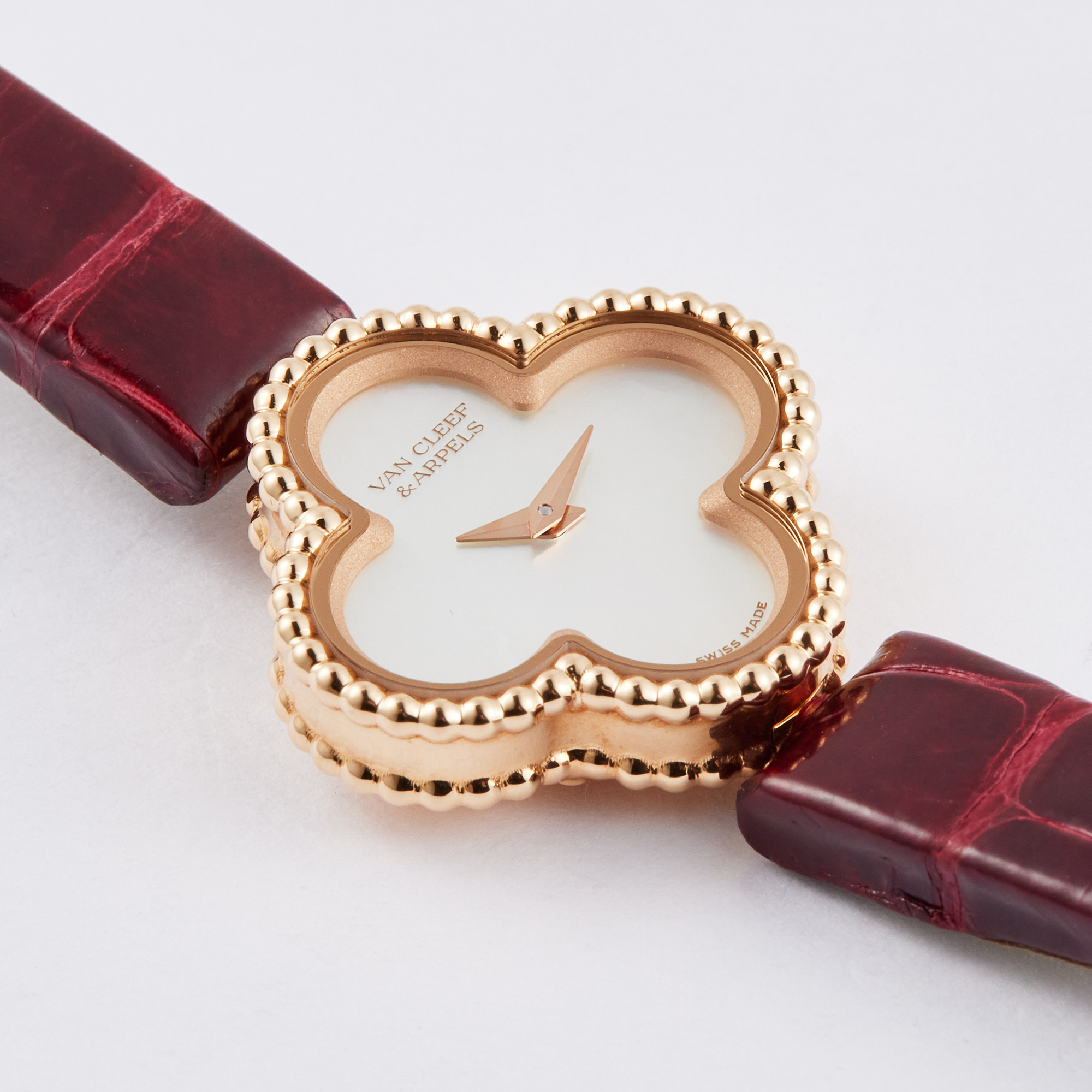 Sweet Alhambra watch Rose Gold Mother of Pearl Dial 22mm Product Image 2