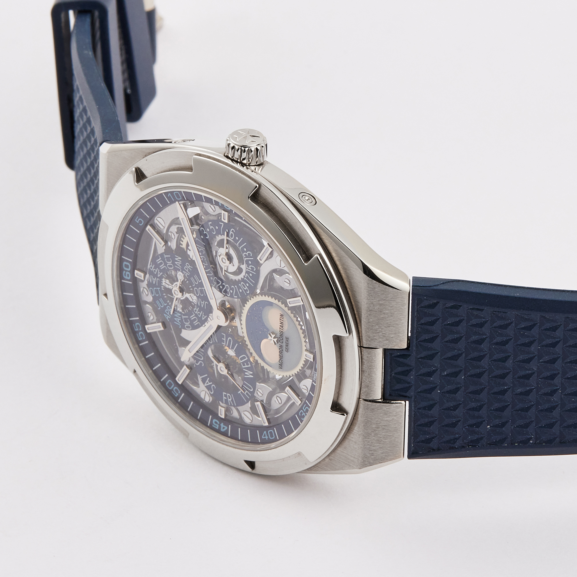 Overseas Ultra-Thin Perpetual Calendar Skeleton White Gold 41mm Product Image 3