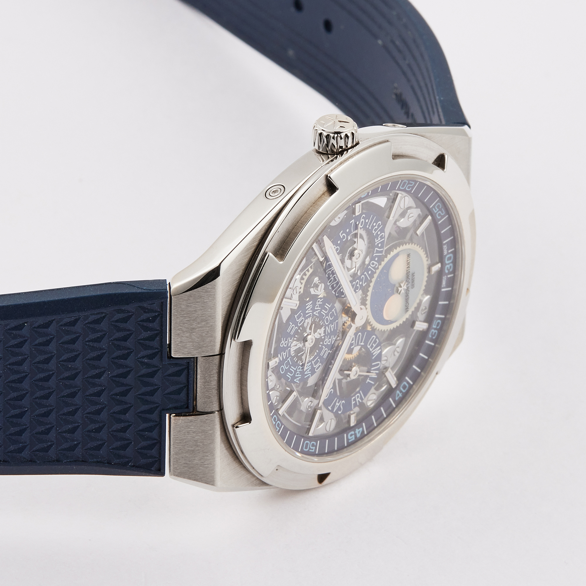 Overseas Ultra-Thin Perpetual Calendar Skeleton White Gold 41mm Product Image 4