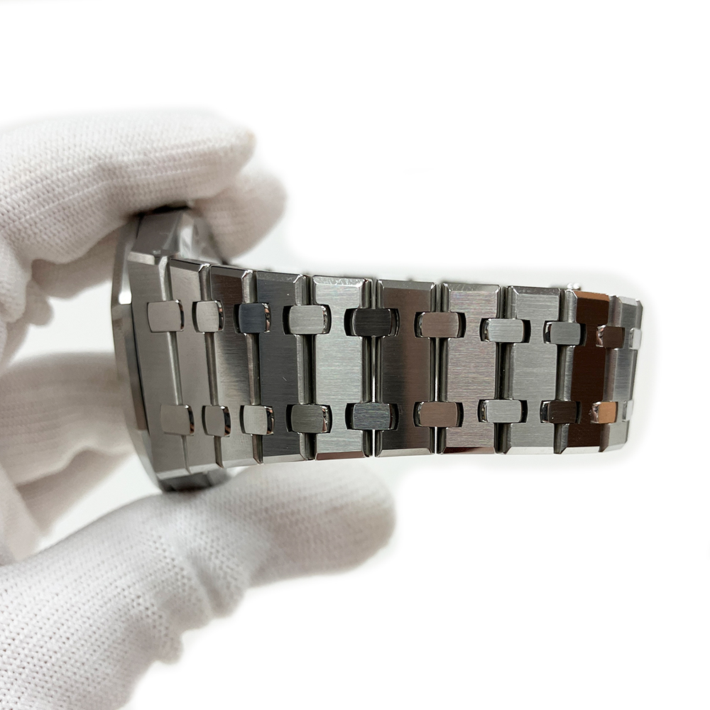 Royal Oak Selfwinding Steel Silver Dial 41mm Product Image 5