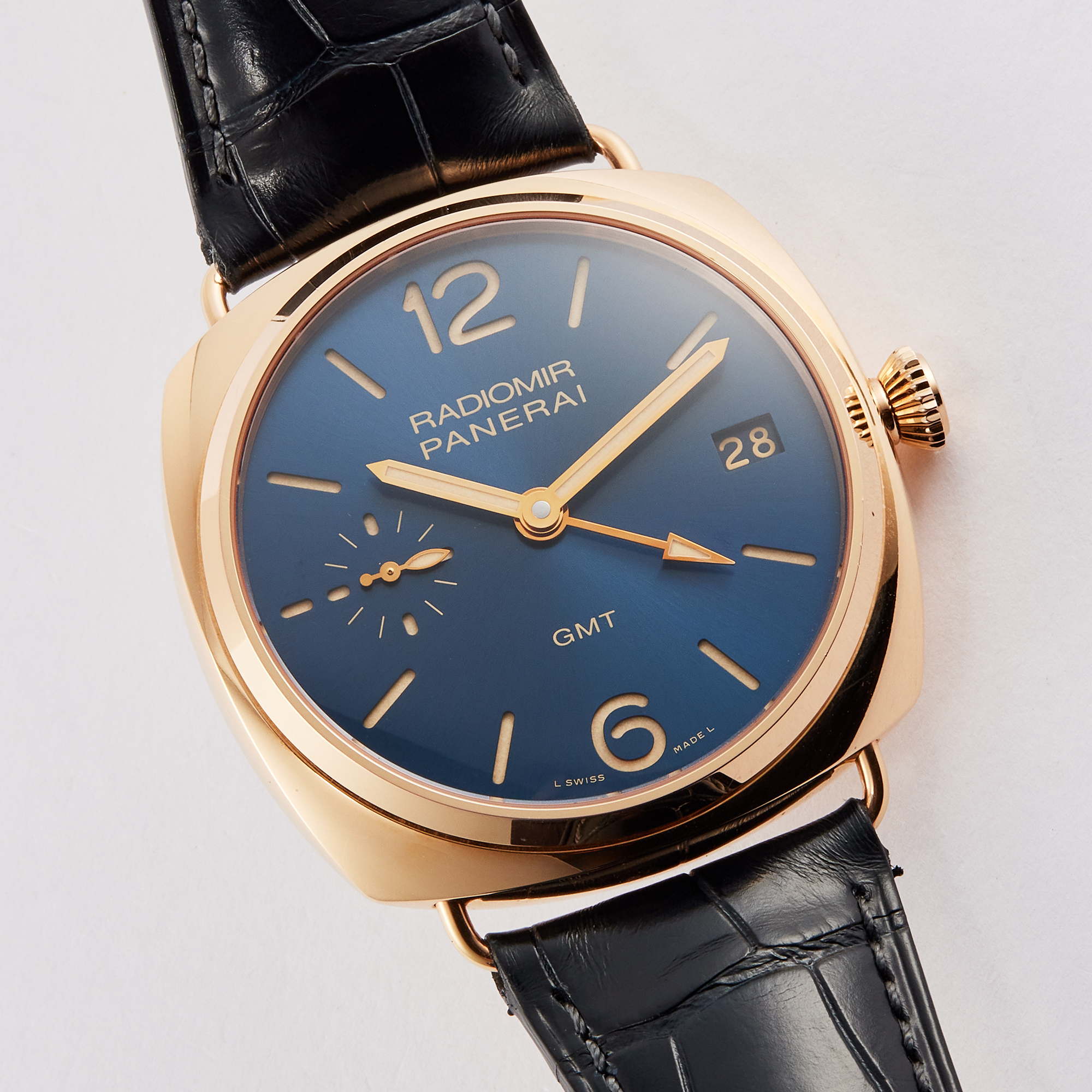 Radiomir 3-Days GMT Oro Rosso Rose Gold Blue Dial 47mm Product Image 2