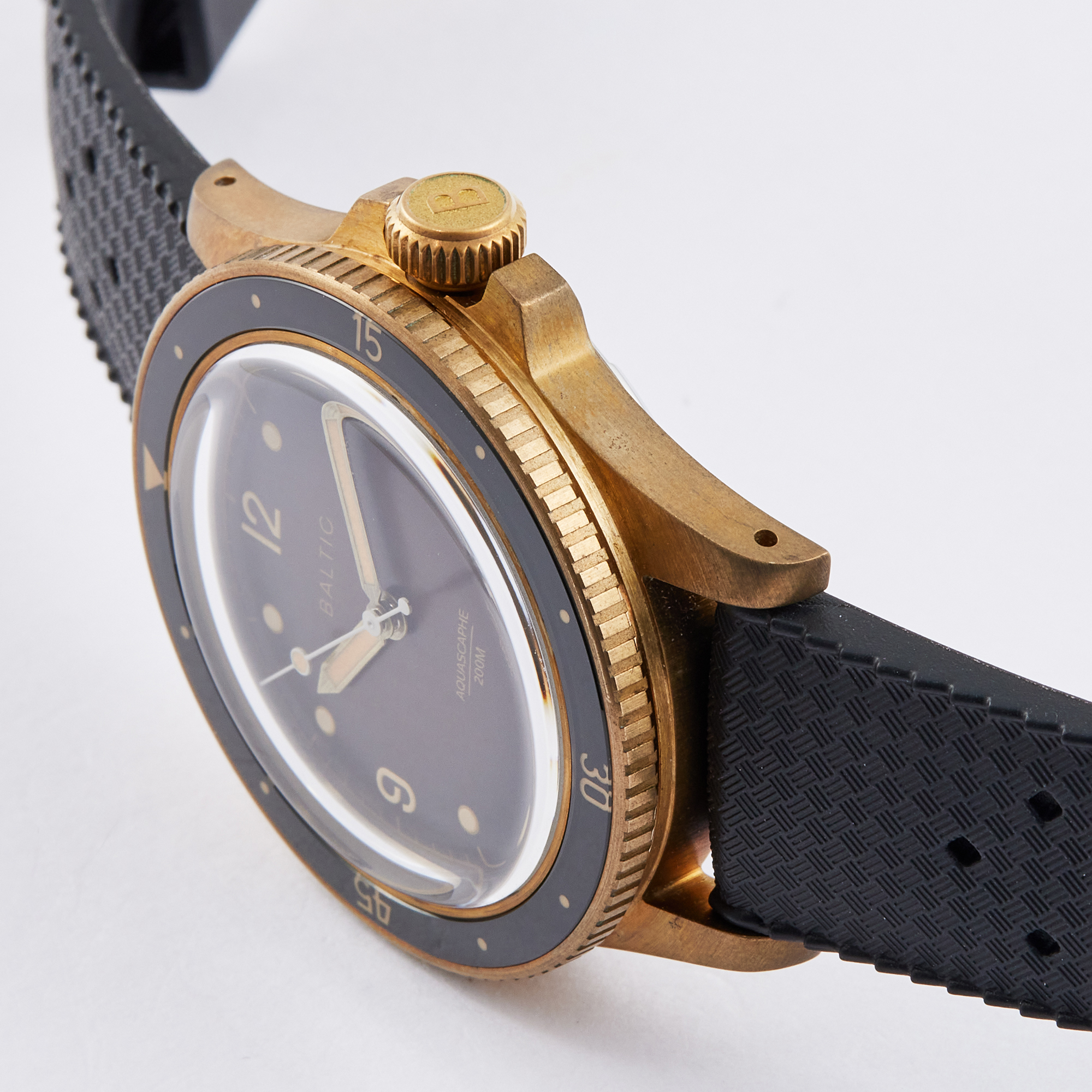 Aquascaphe Bronze Brown Dial 39mm Product Image 3