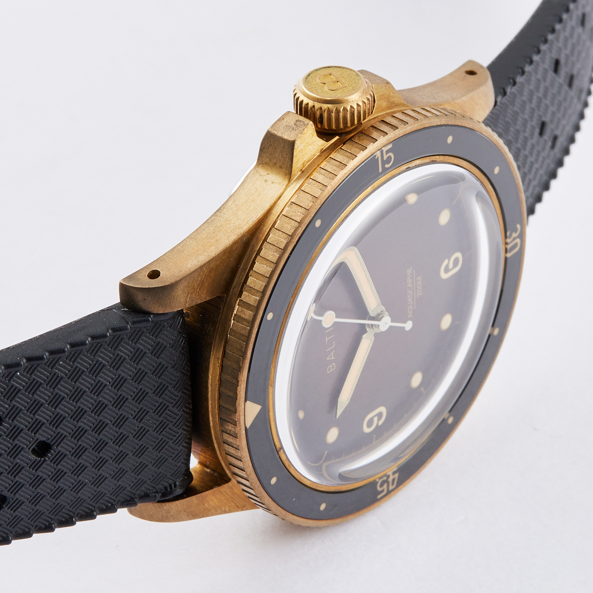 Aquascaphe Bronze Brown Dial 39mm Product Image 4