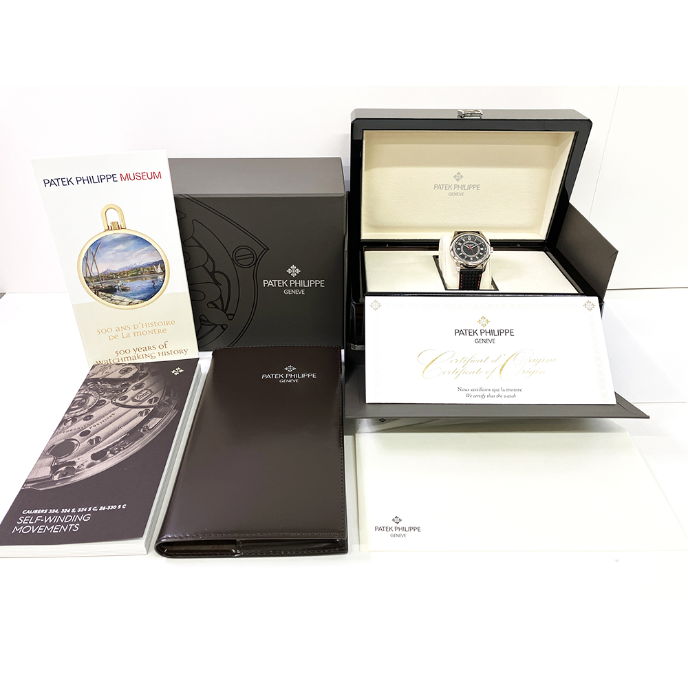 Calatrava White Gold Black Dial 40mm Product Image 7