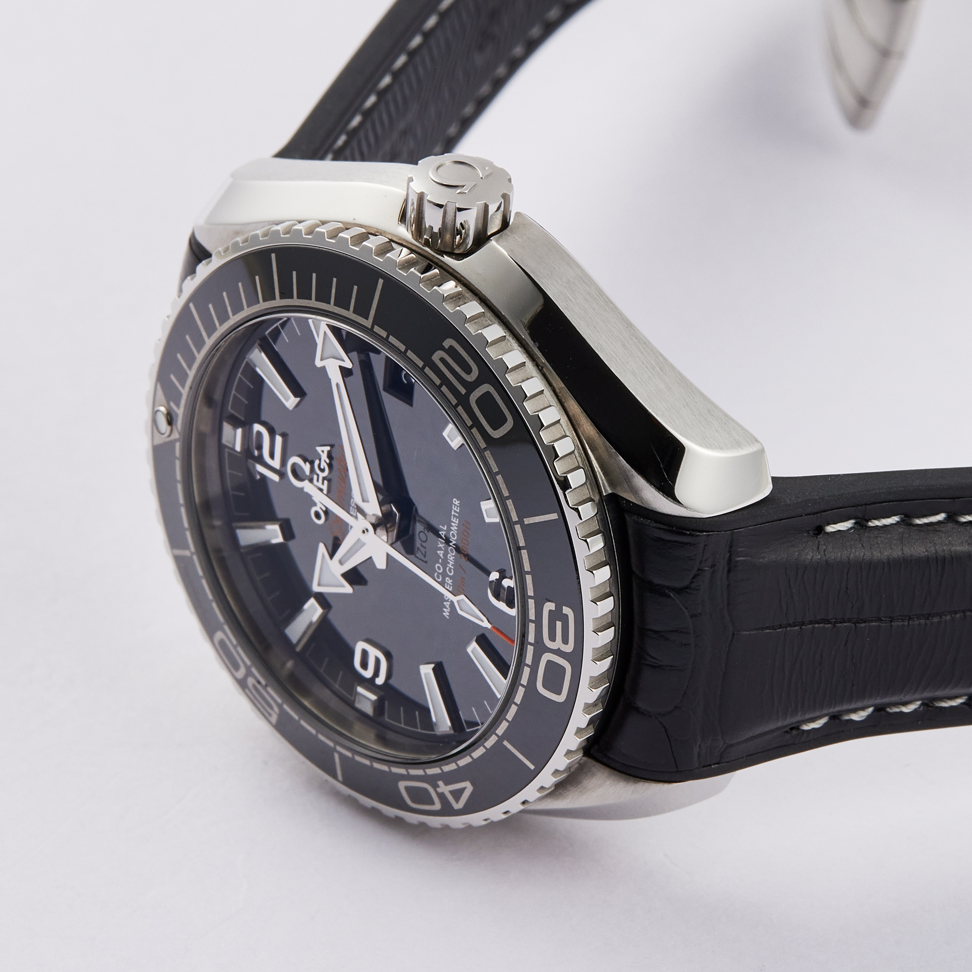 Seamaster Planet Ocean 600m Steel Black Dial 39mm Product Image 3