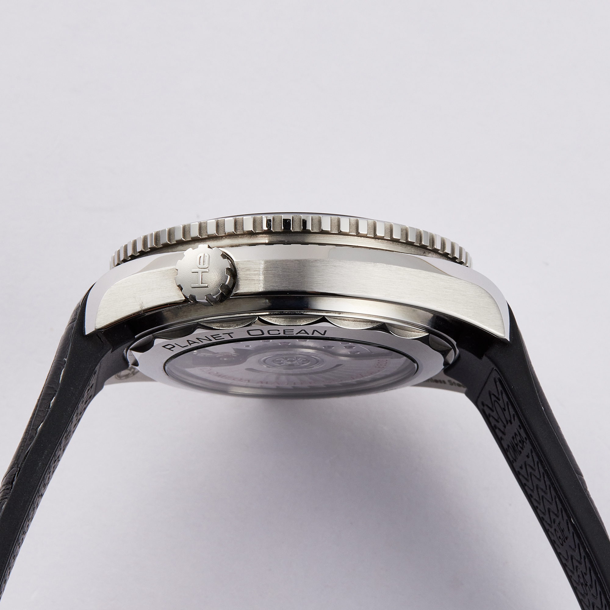 Seamaster Planet Ocean 600m Steel Black Dial 39mm Product Image 7