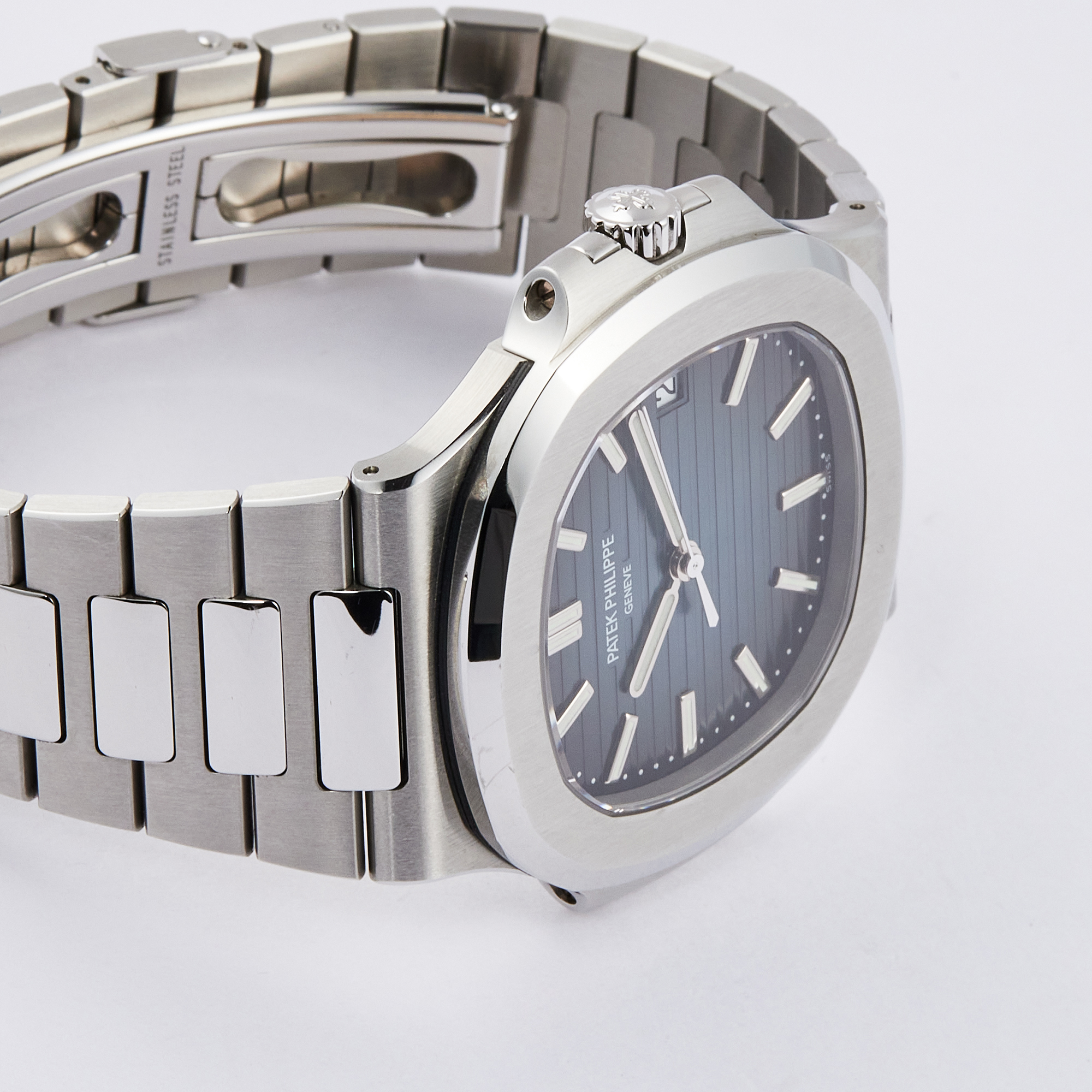 Nautilus Steel Blue Dial 40mm Product Image 3