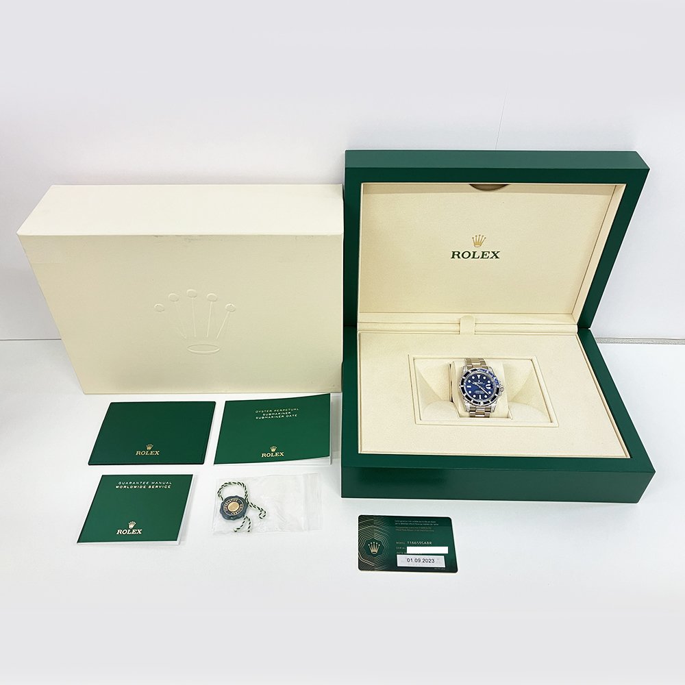 Submariner Date White Gold Diamond Blue Dial 40mm Product Image 6