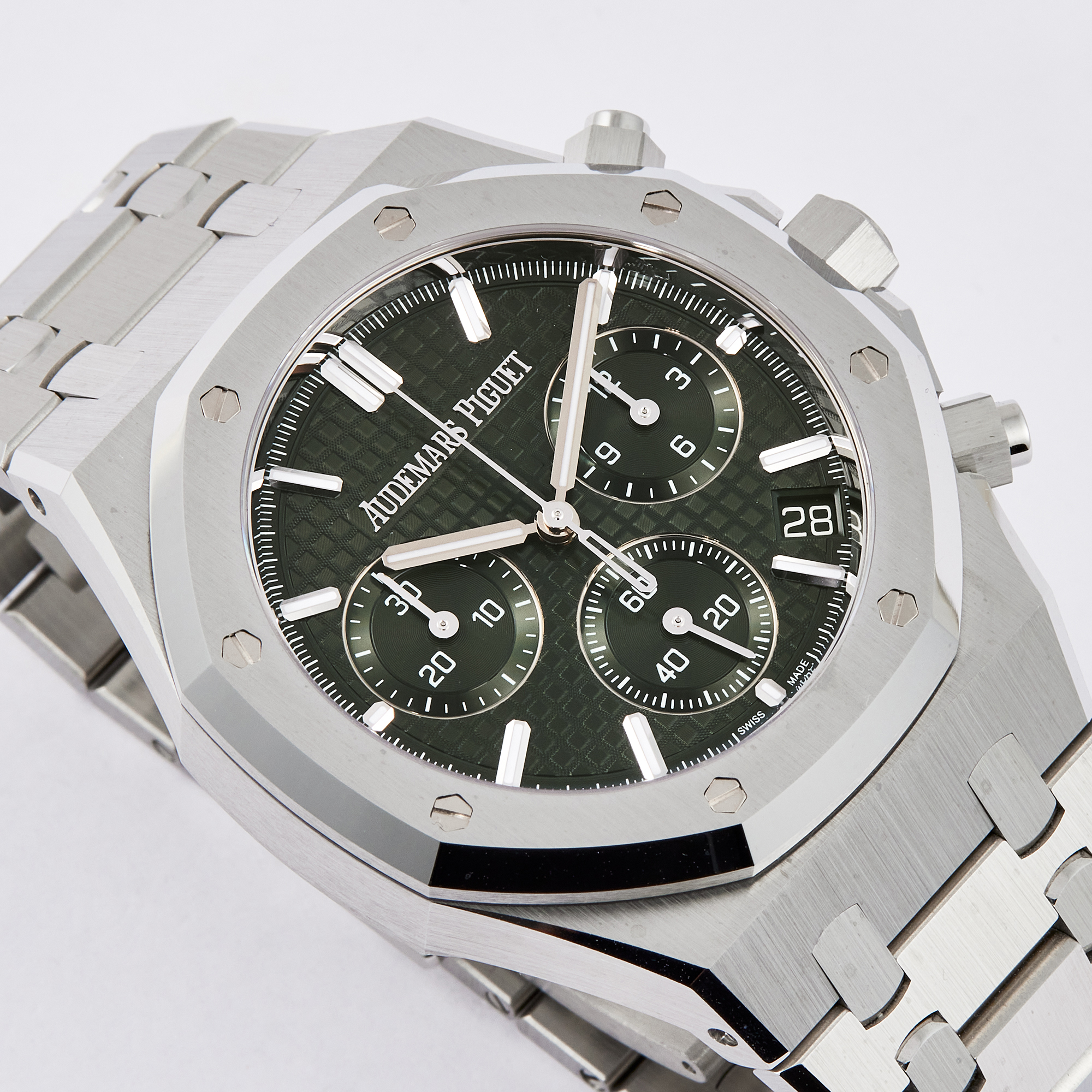Royal Oak Chronograph Steel Green Dial 41mm Product Image 4